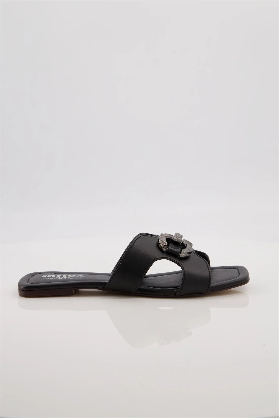 1002-BLACK - CHINOWS