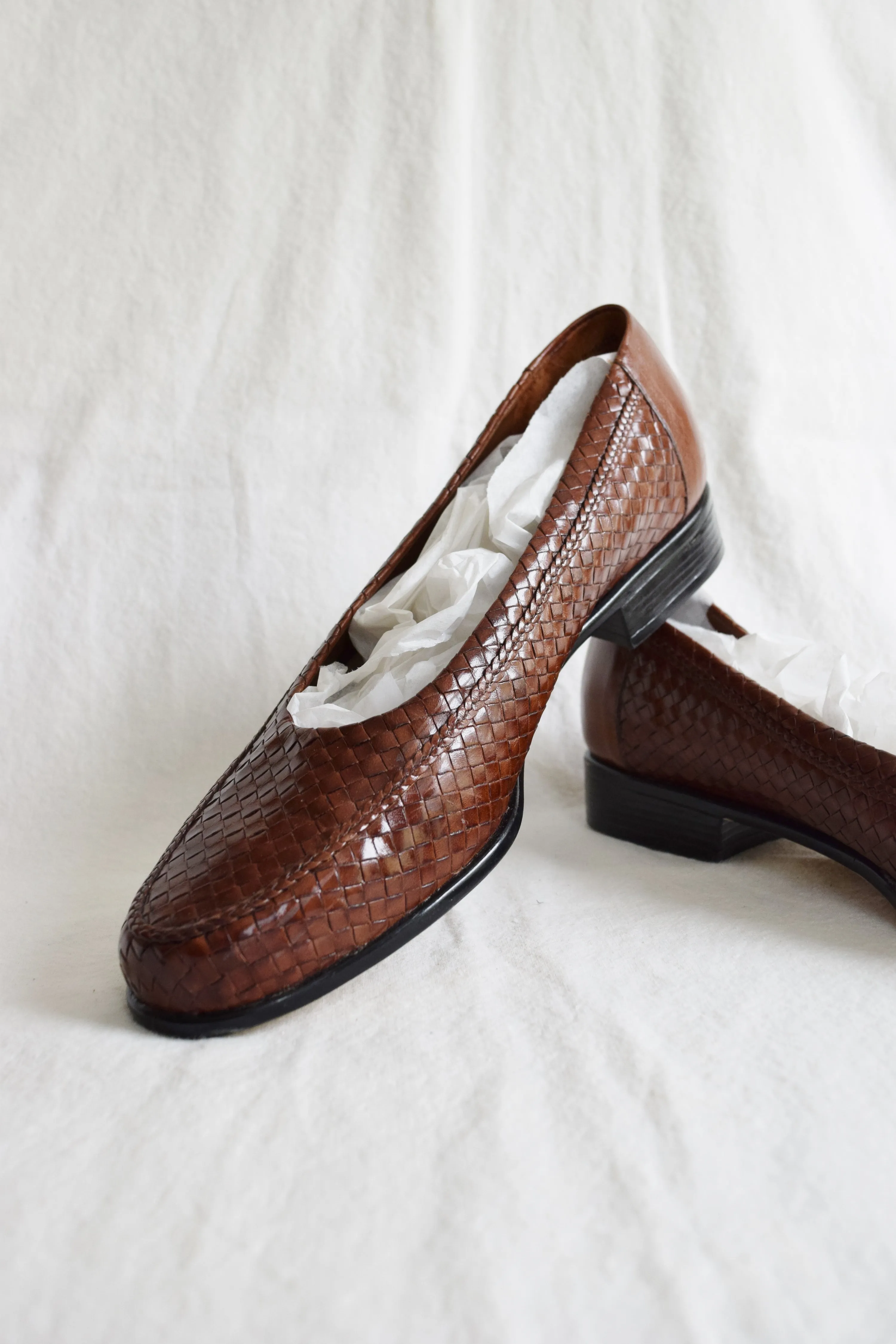 1990s Woven Leather Slip Ons | US 8.5