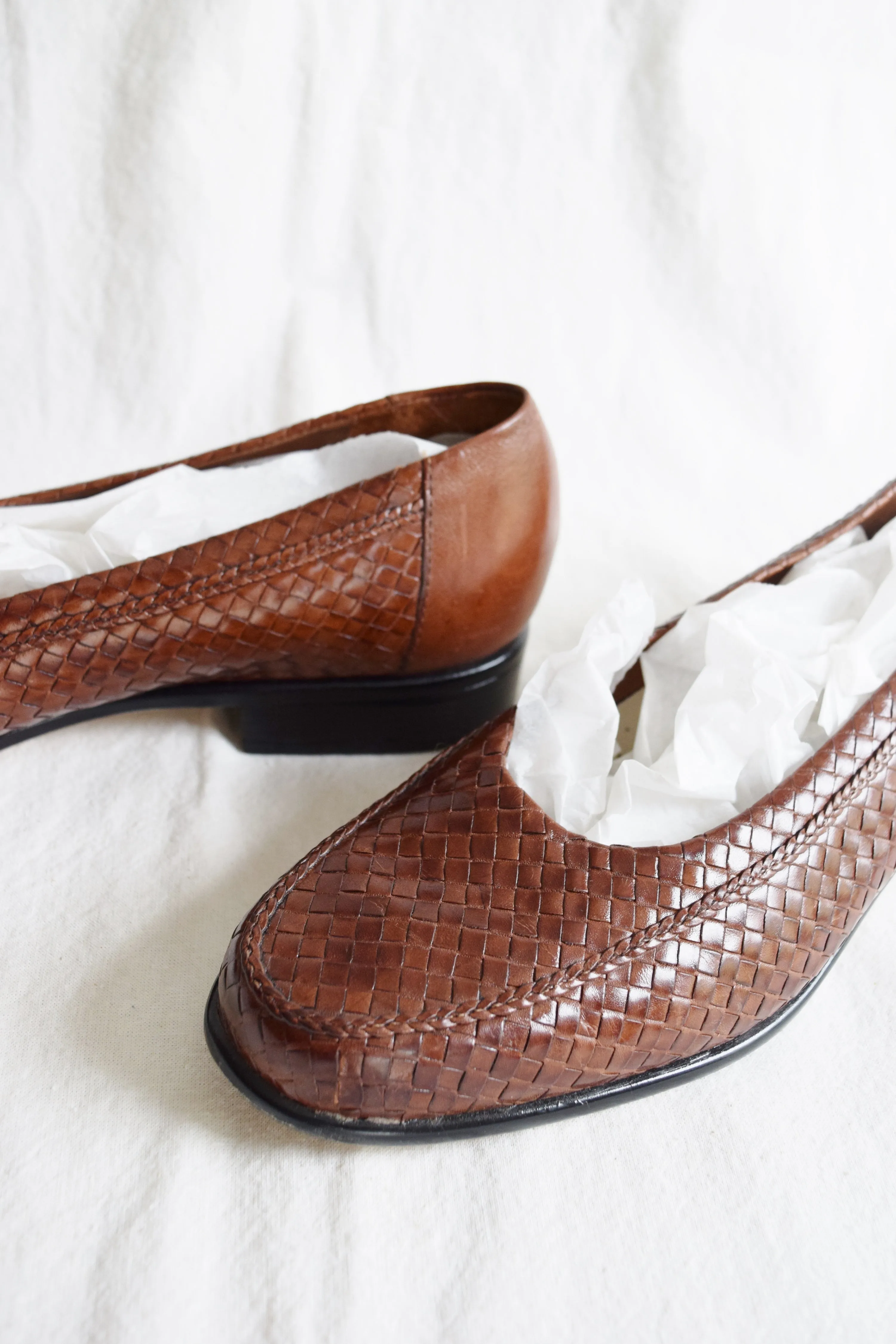 1990s Woven Leather Slip Ons | US 8.5