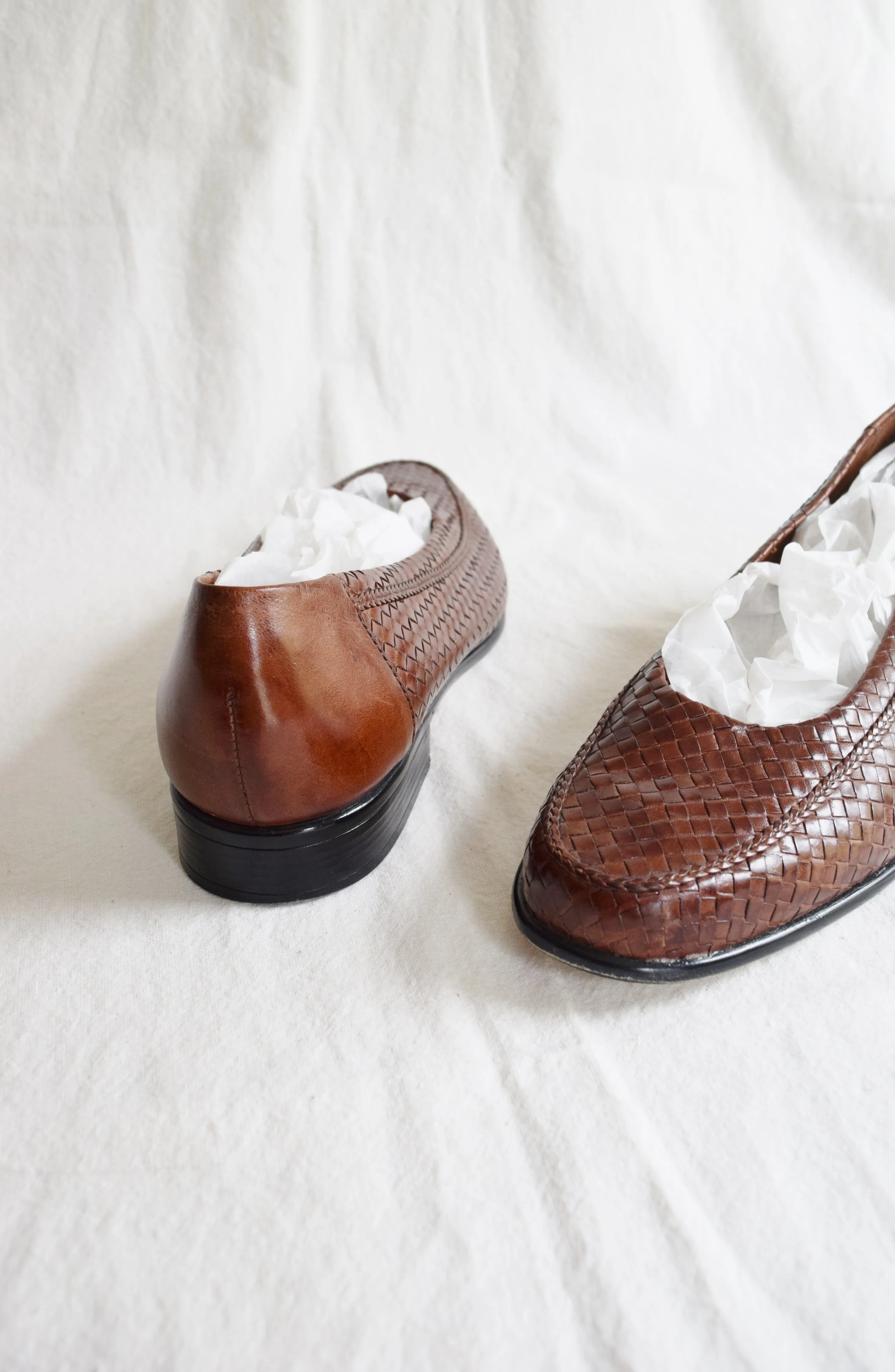 1990s Woven Leather Slip Ons | US 8.5