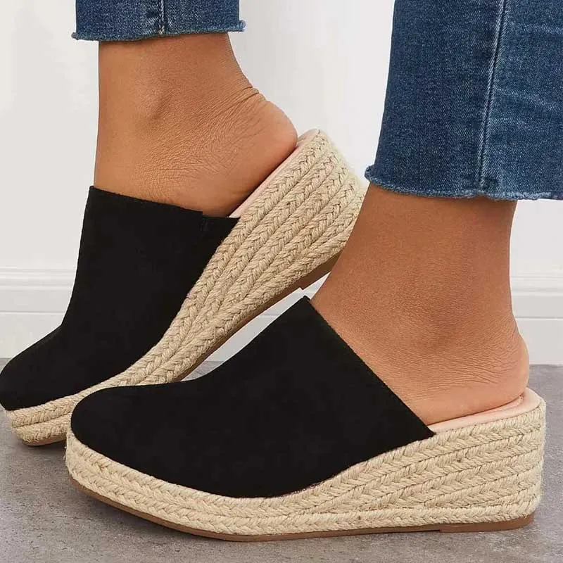 AMIRA | LUXE COMFY SANDALS