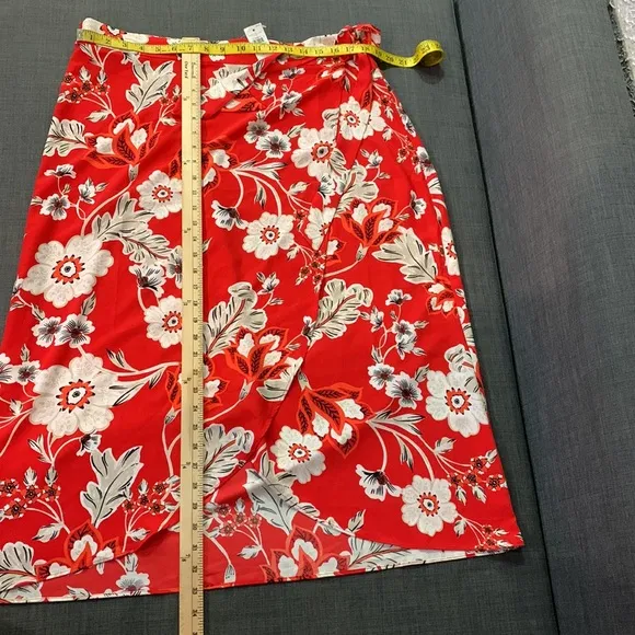 Ann Taylor Factory NWT Floral Skirt Red White 16 Wrap Waist Button Tie Tropical