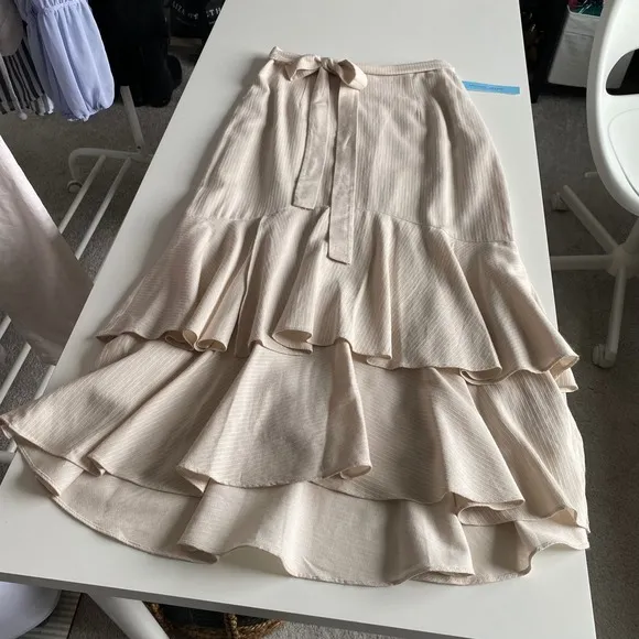 Antonio Melani Ruffle Skirt Striped Tie Waist Khaki Ivory Size 4 NWT