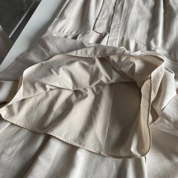 Antonio Melani Ruffle Skirt Striped Tie Waist Khaki Ivory Size 4 NWT