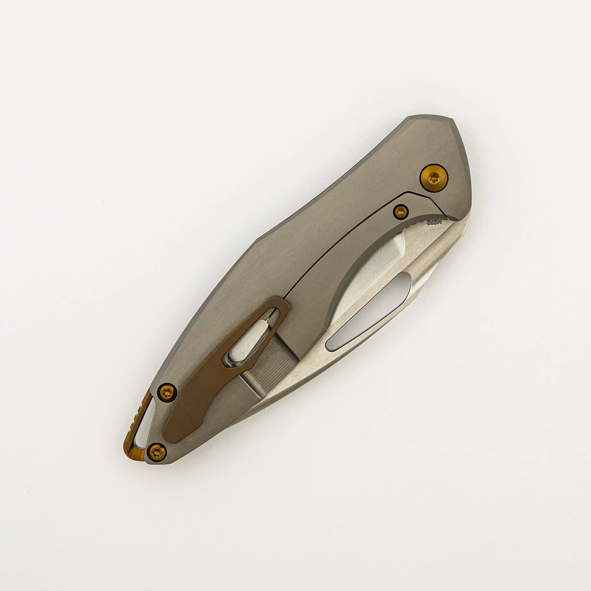 Arius - Non-Flipper - 2022 Blade Show Exclusive - Woven Copper Carbon Fiber Handle