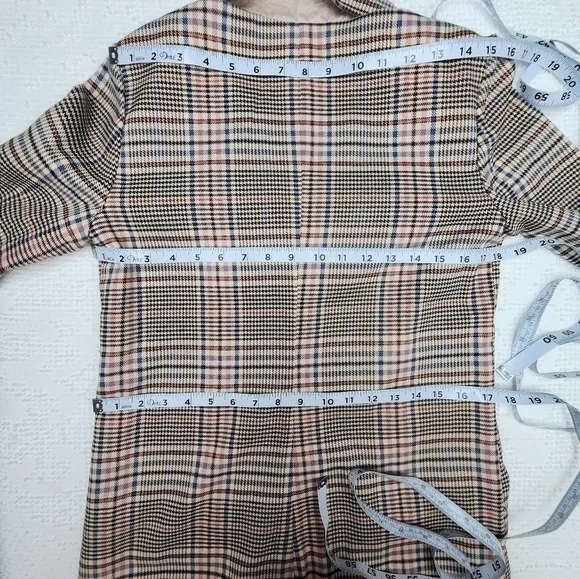 BB Dakota NWT Long Plaid Blazer Size Small