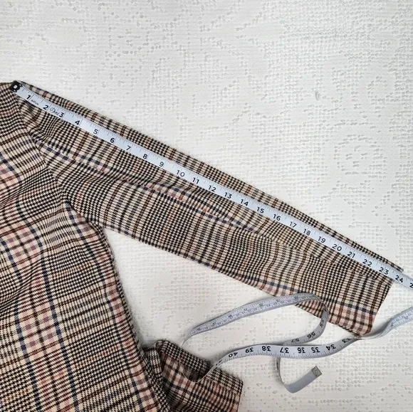 BB Dakota NWT Long Plaid Blazer Size Small