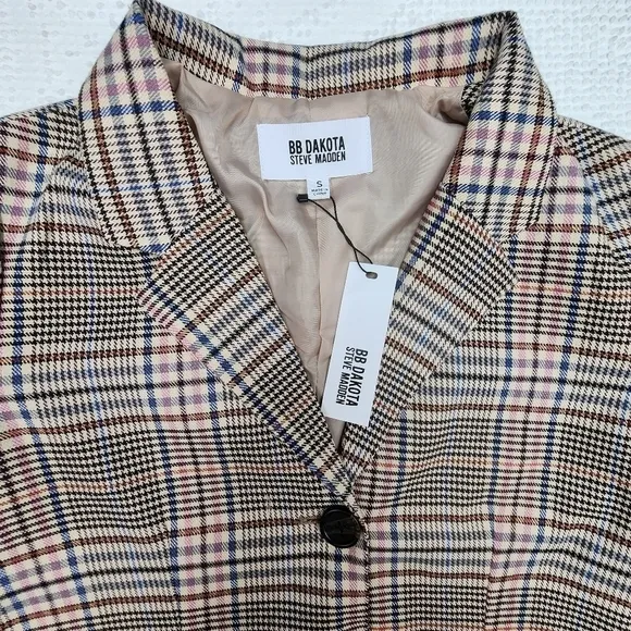 BB Dakota NWT Long Plaid Blazer Size Small