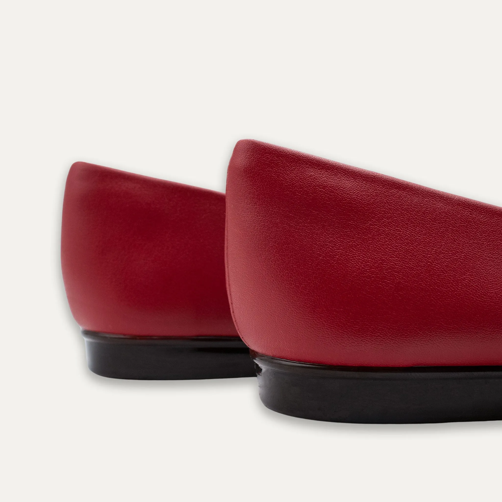 Belkis Red Pointed Toe Flats