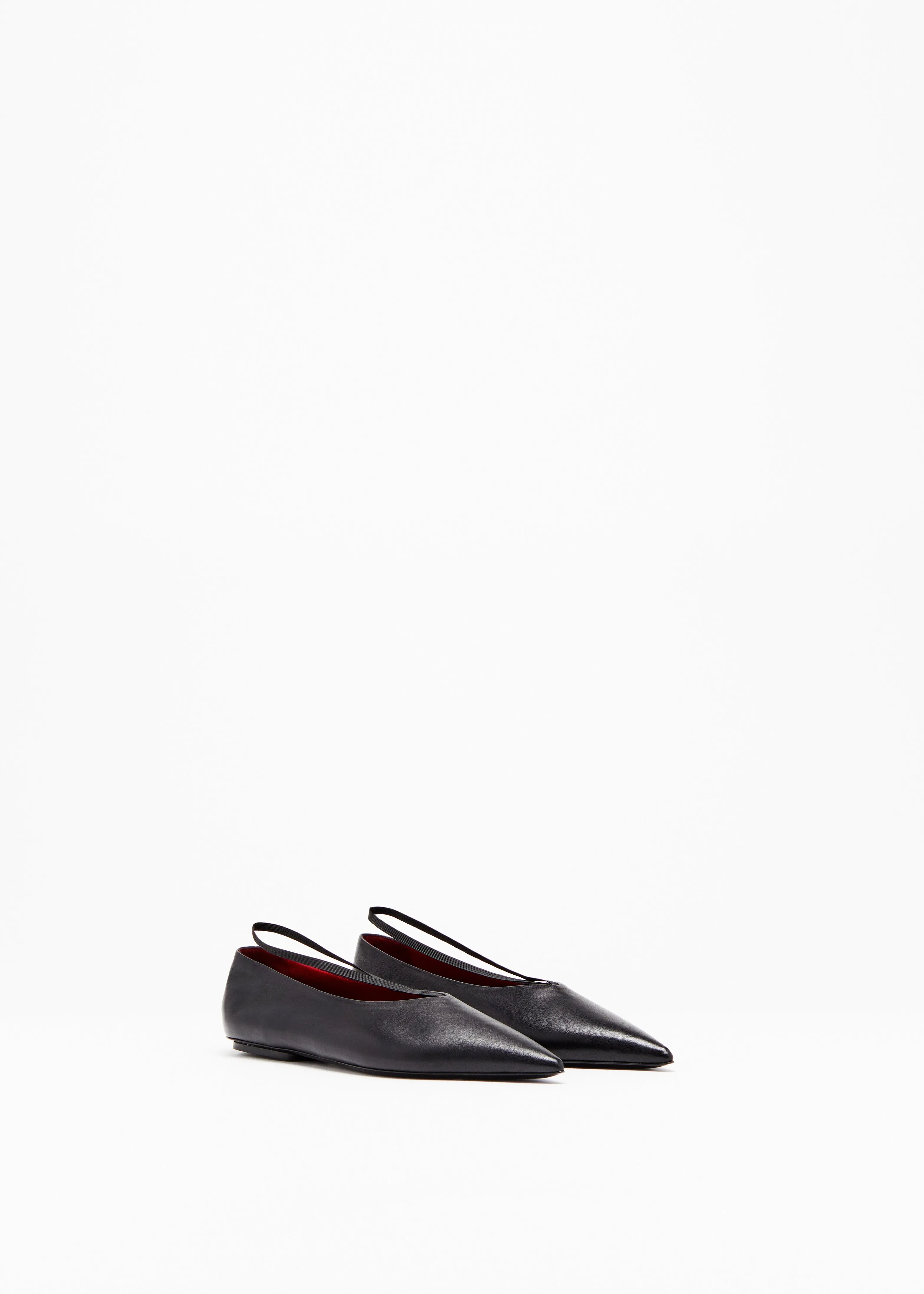 BLACK LEATHER BALLET FLATS