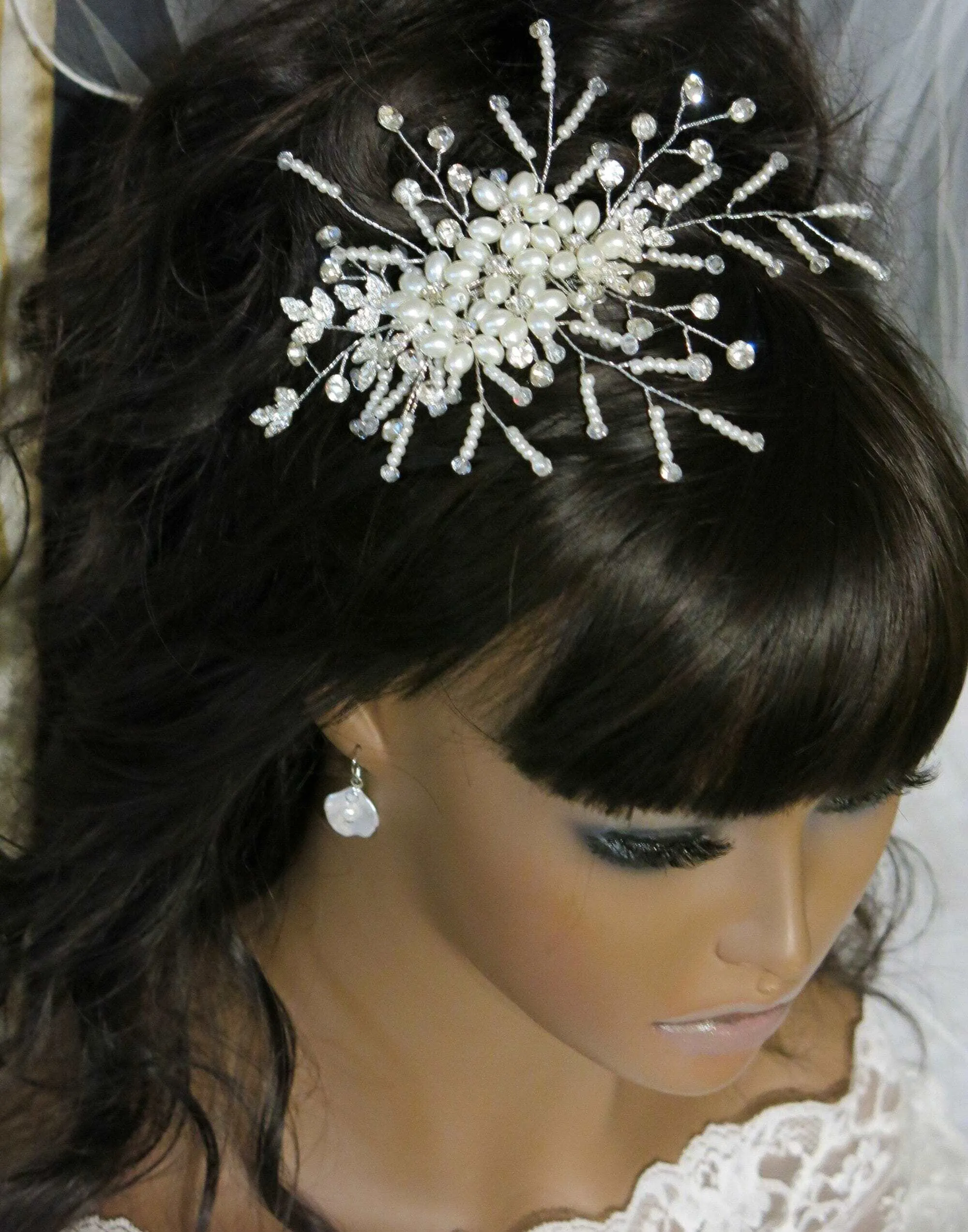 Bridal Oval Pearl Flower Hair Comb, Wedding Pearl Hair Piece, White Pearl Floral Bridesmaid Hair Accessory