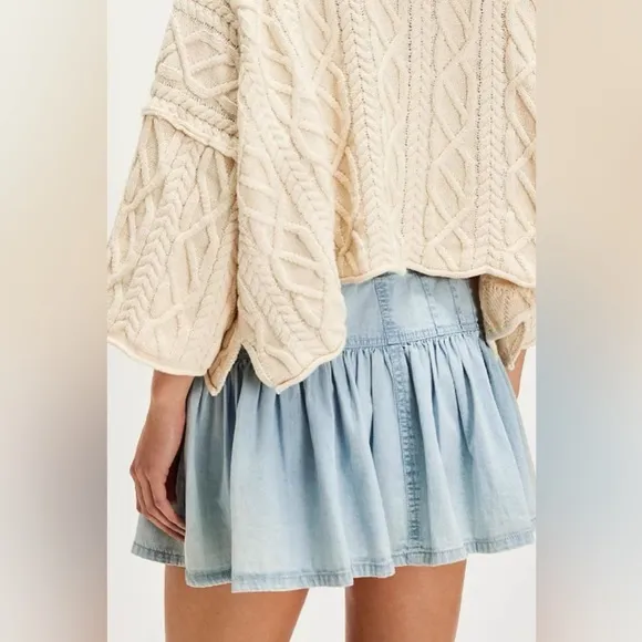 Buttoned Ruffled Mini Denim Skirt