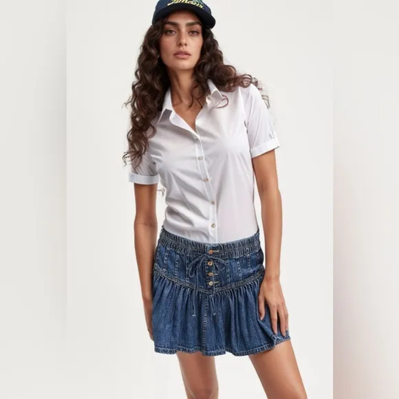 Buttoned Ruffled Mini Denim Skirt