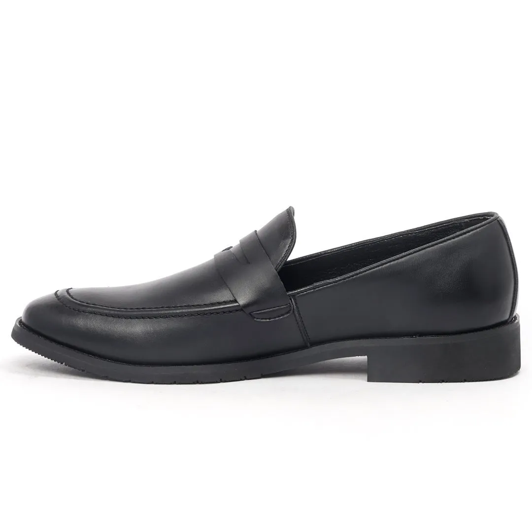 Caliber Shoes Black Slip On Formal Shoes for Men (T653C)