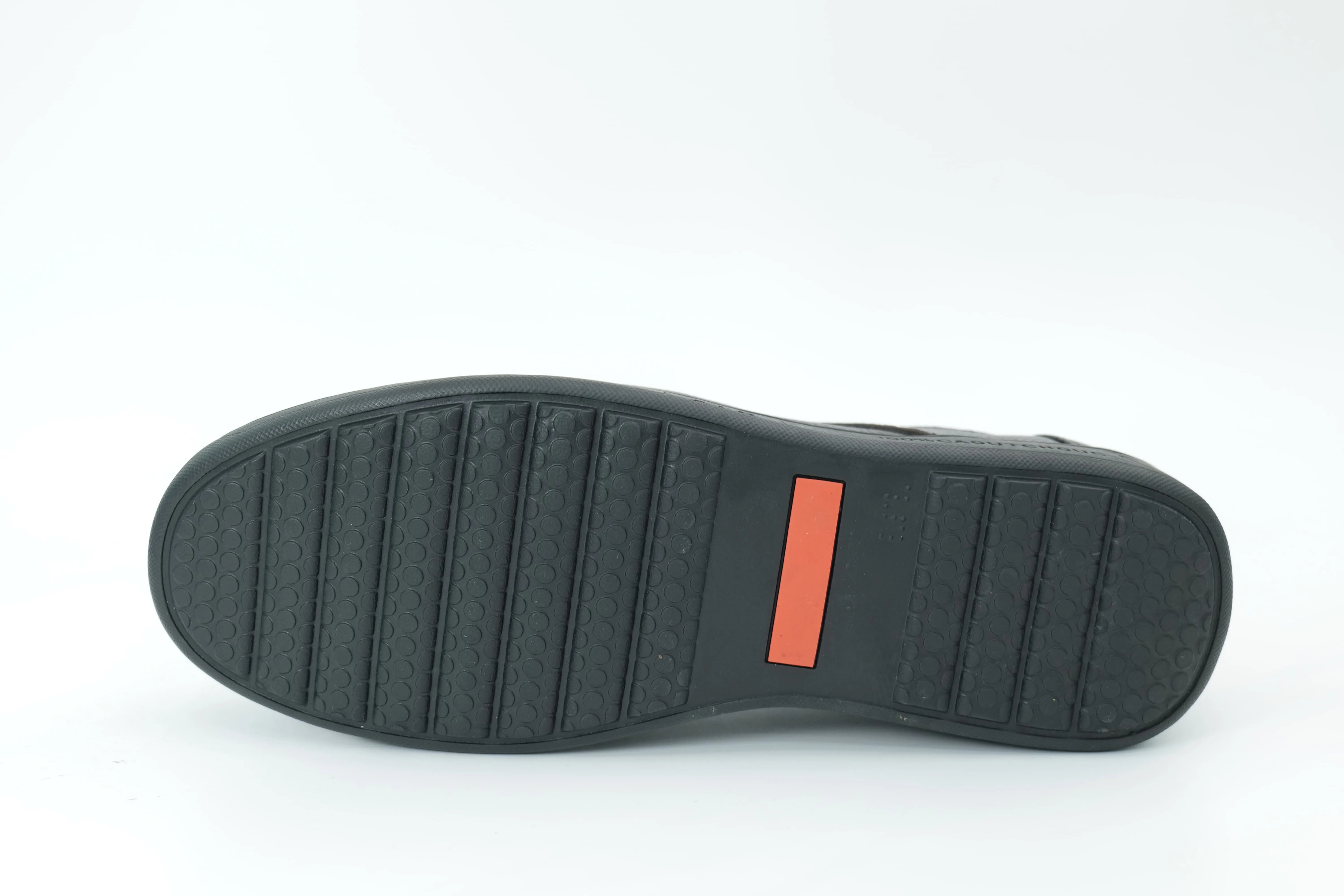 Casual shoes