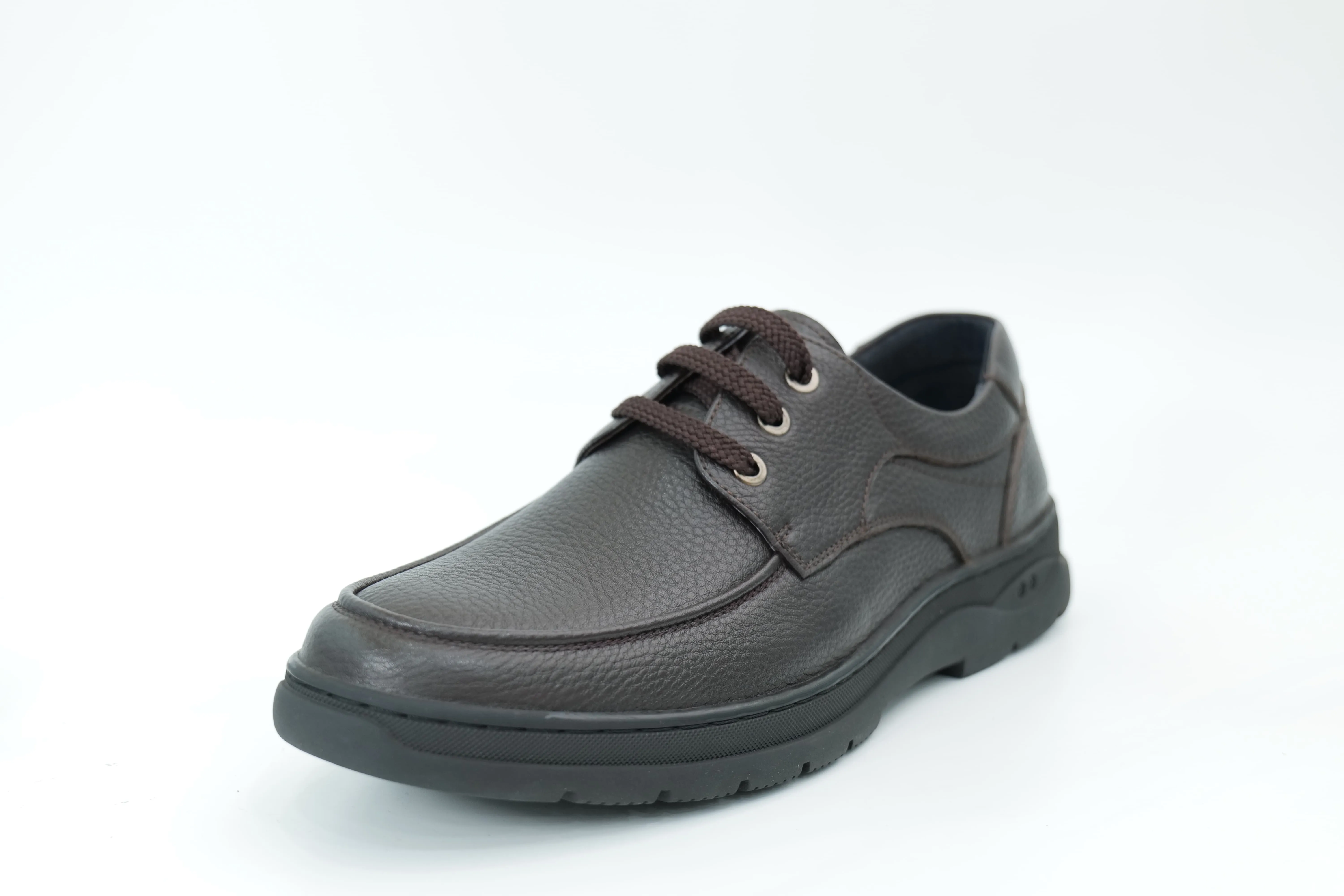 Casual shoes
