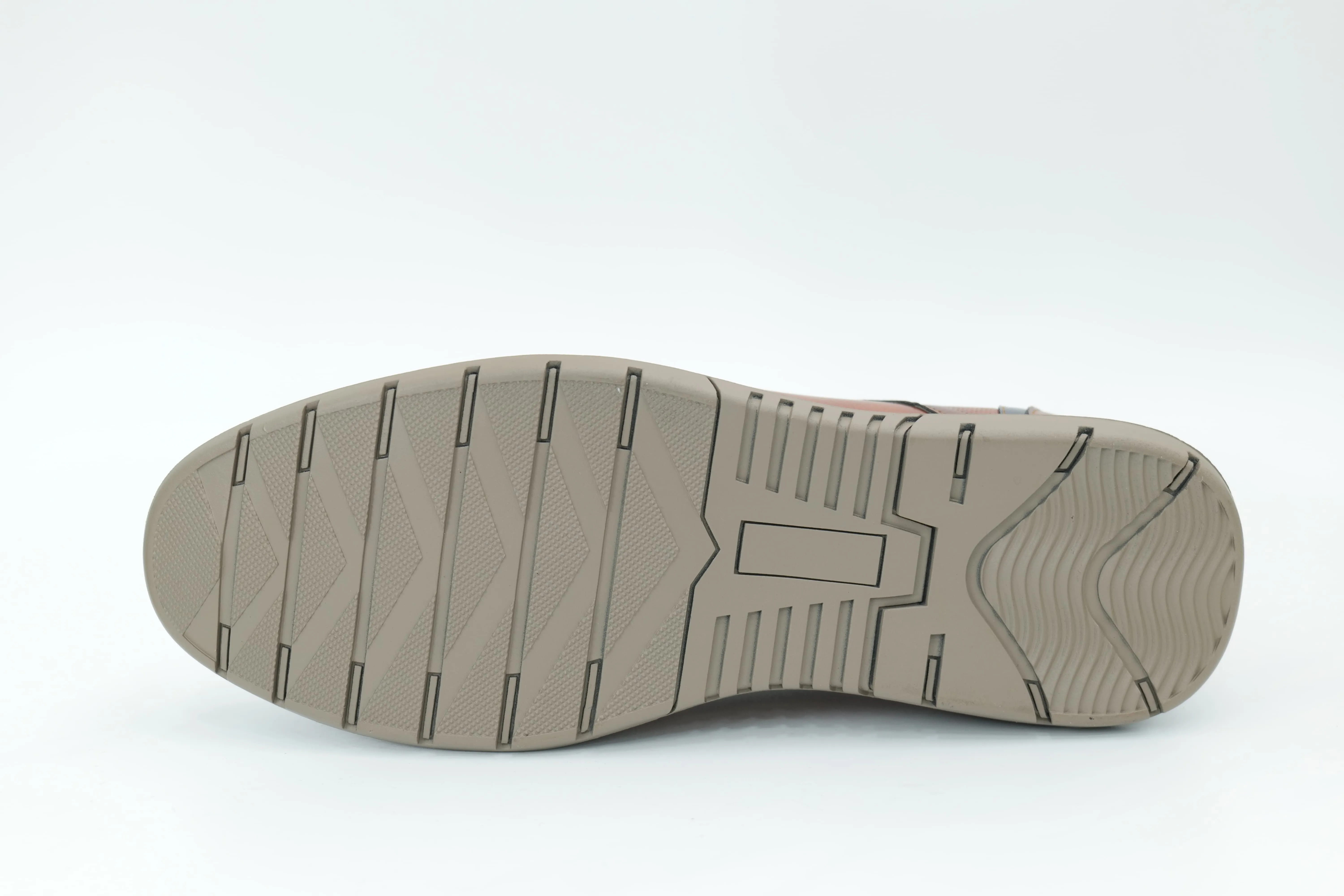 Casual shoes