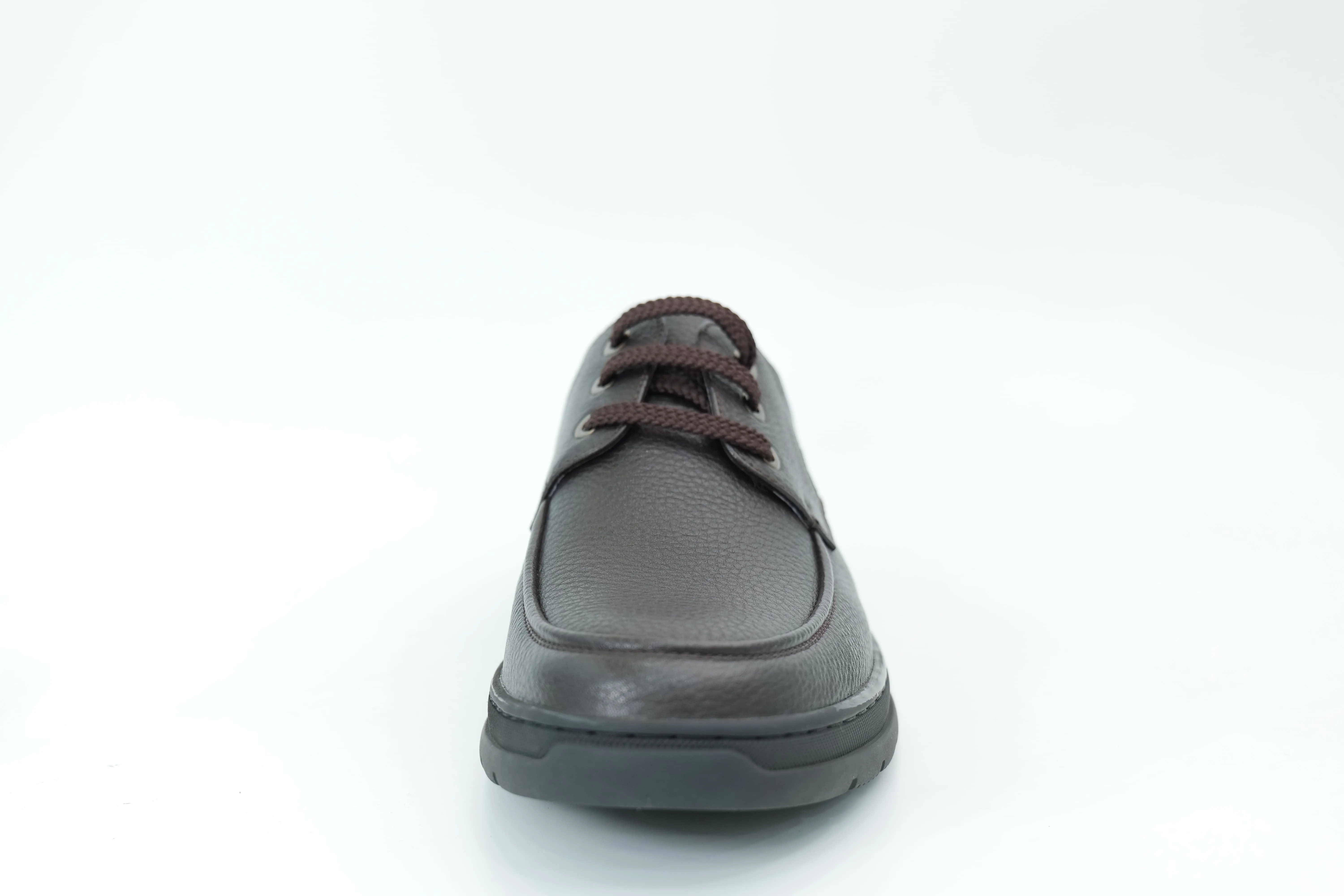 Casual shoes