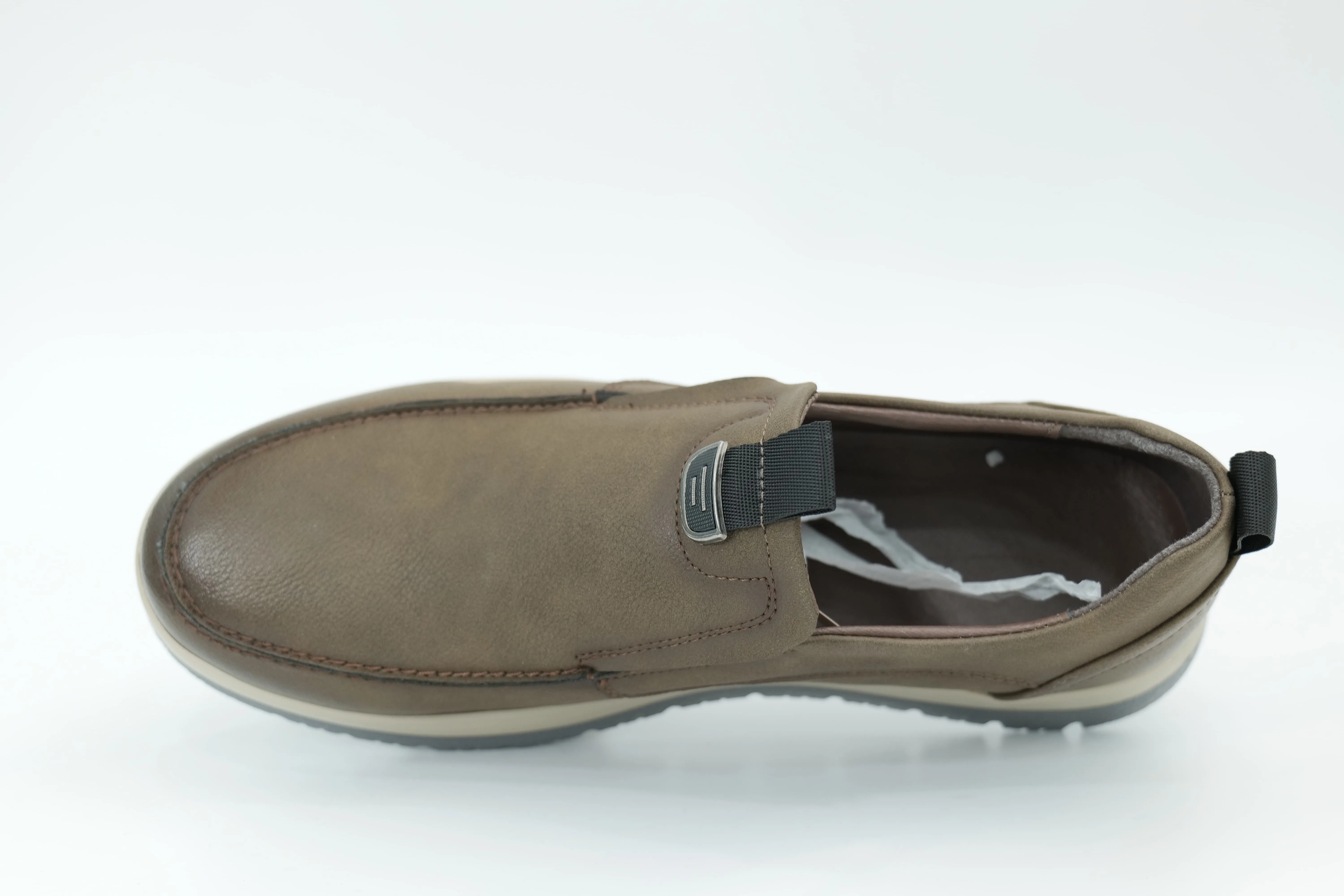 Casual shoes