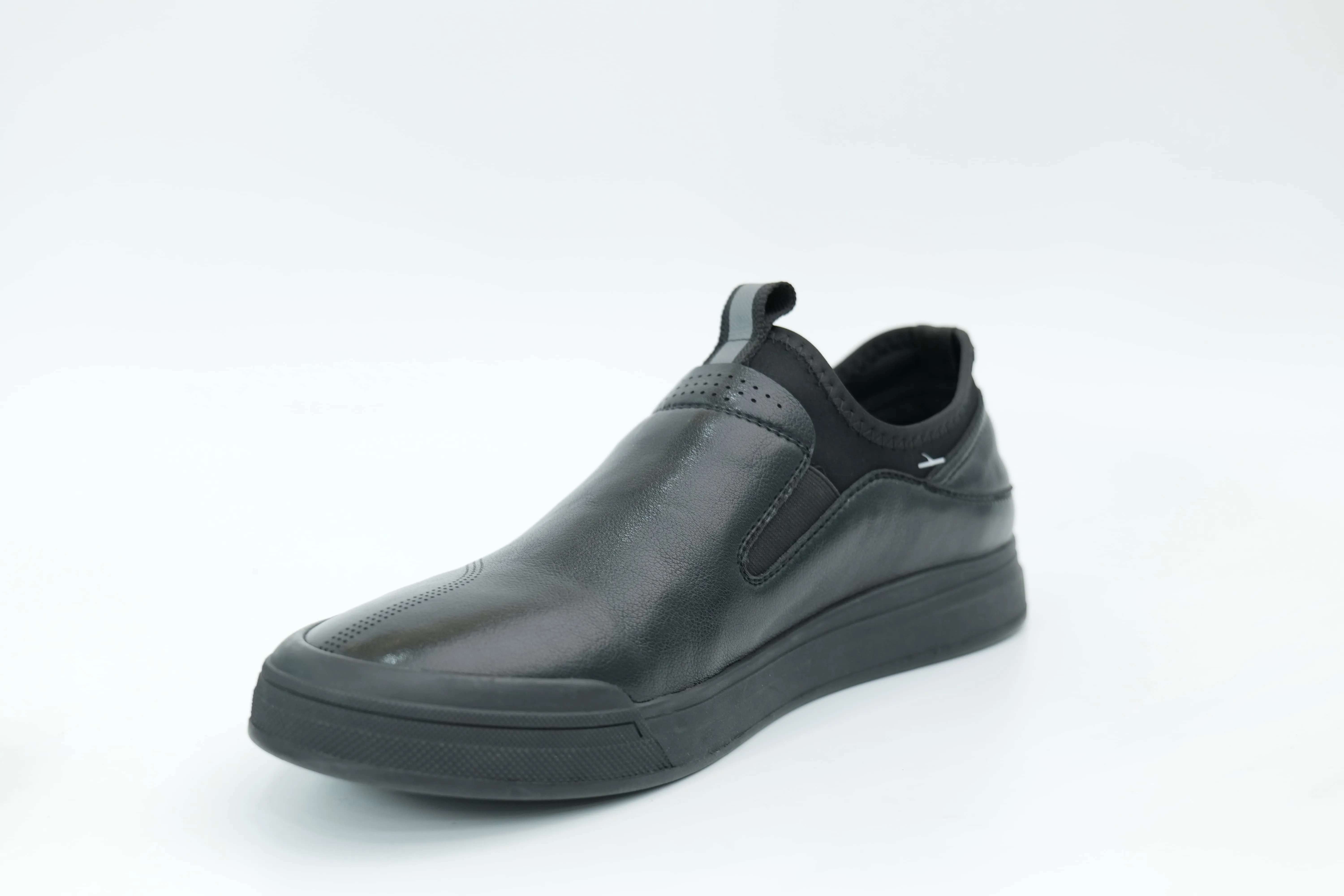 Casual shoes