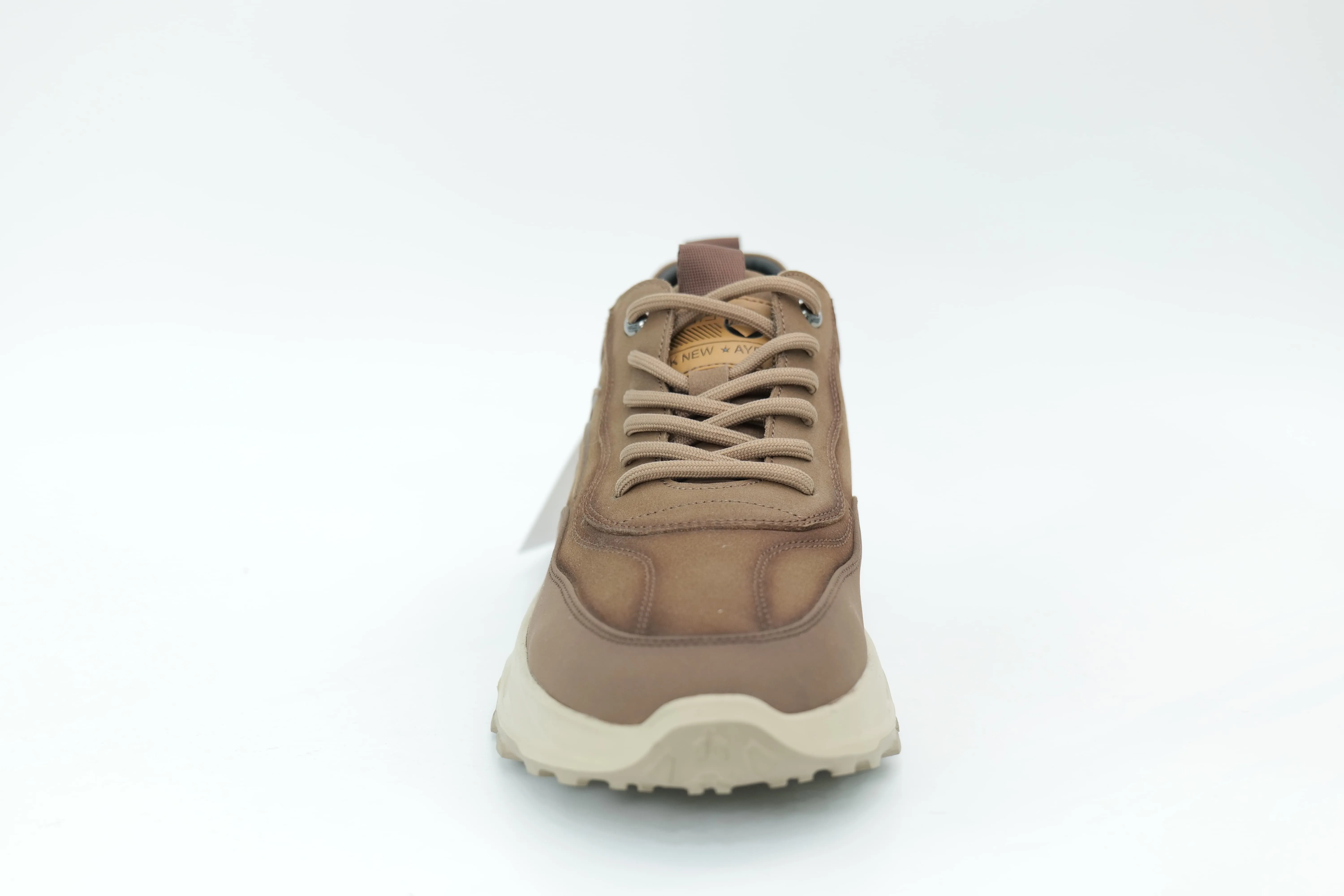 Casual shoes