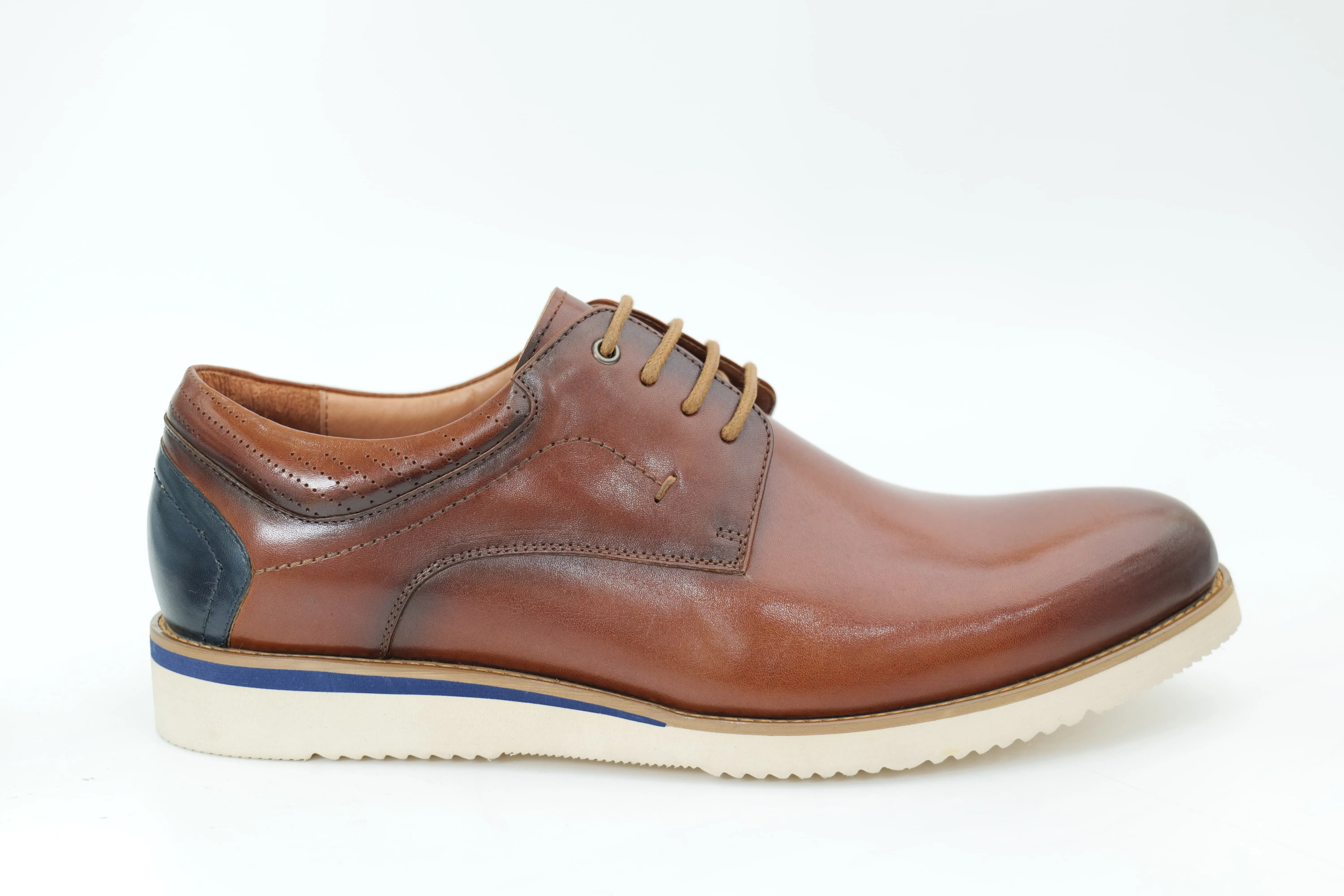 Casual shoes