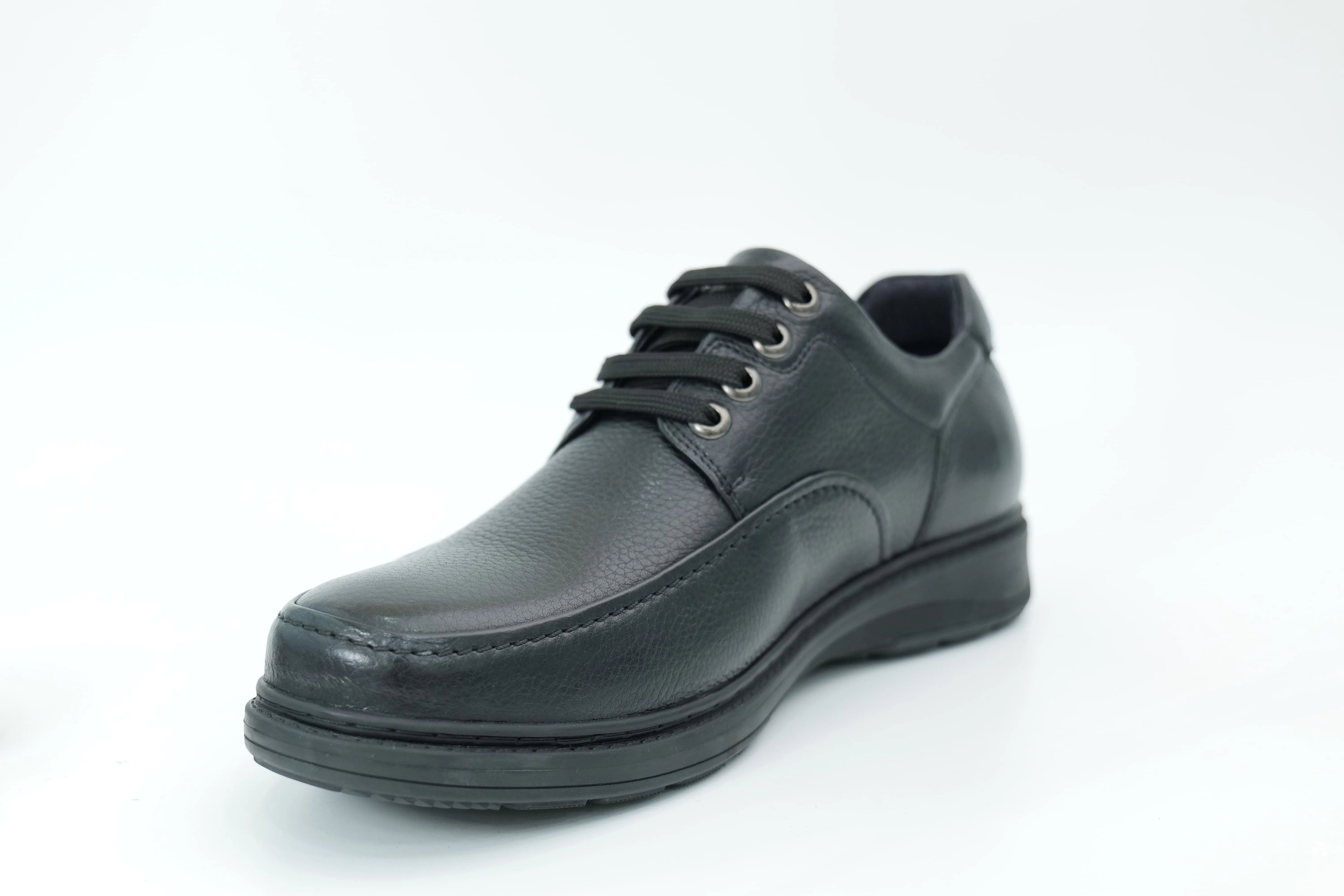 Casual shoes