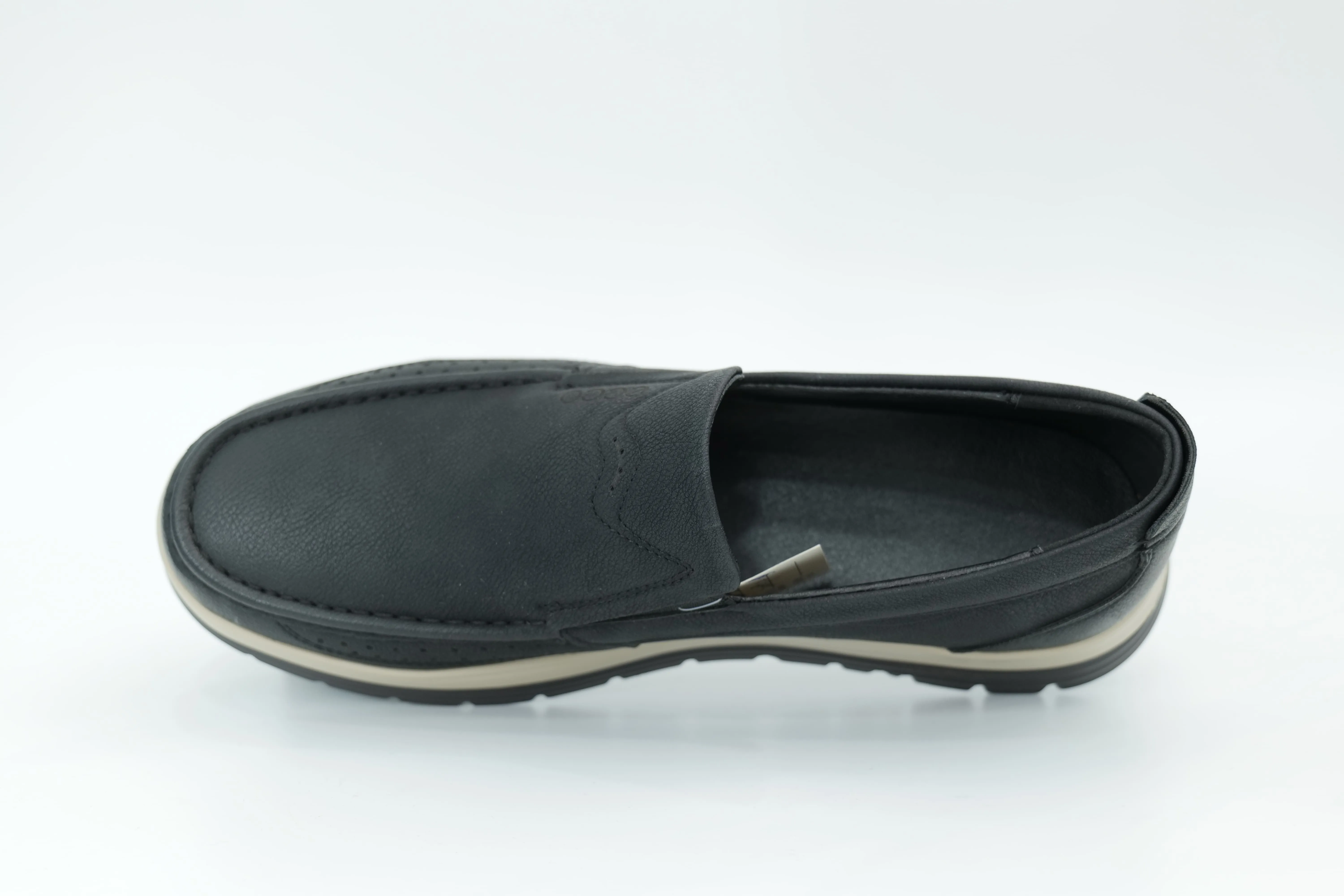 Casual shoes