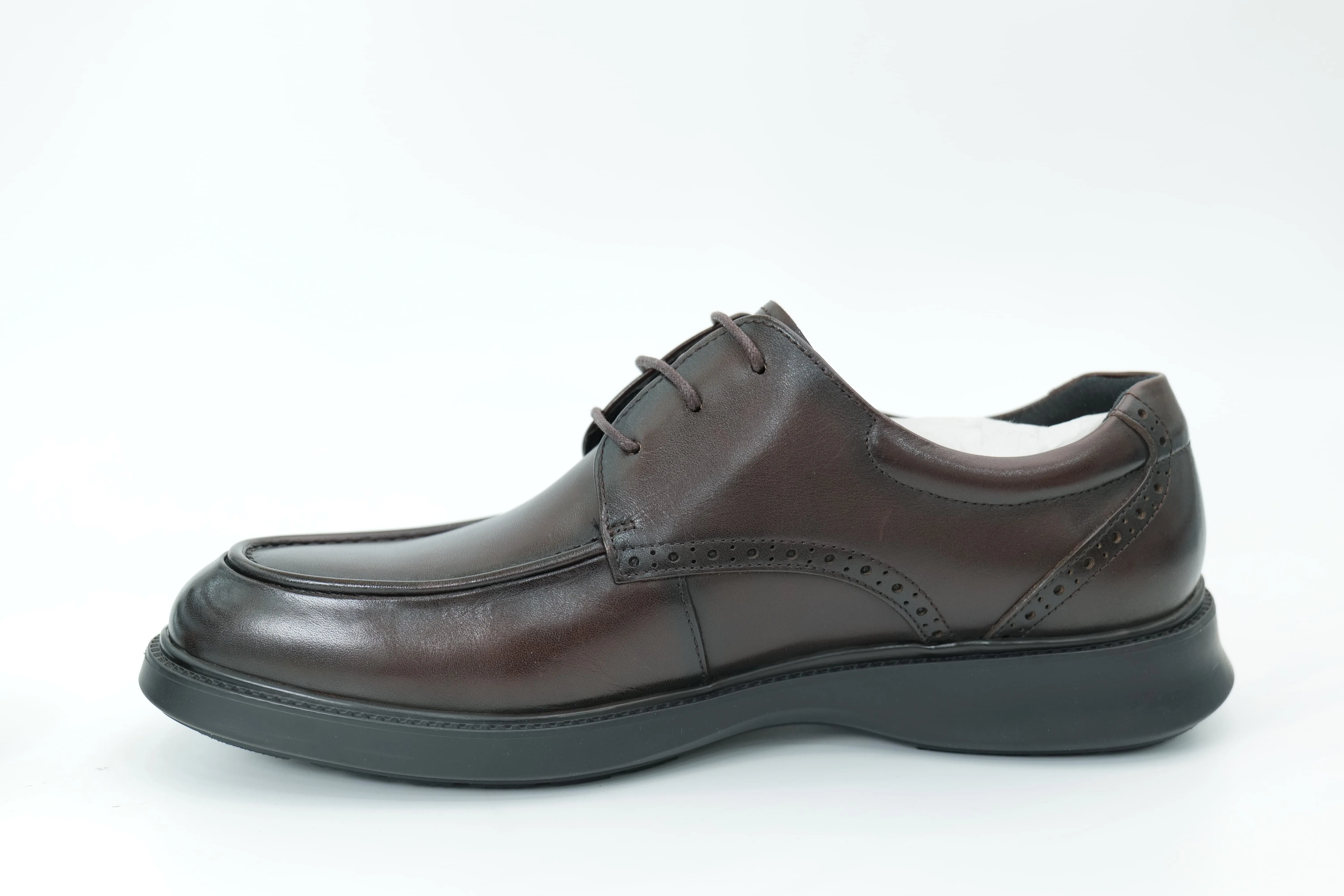 Casual shoes