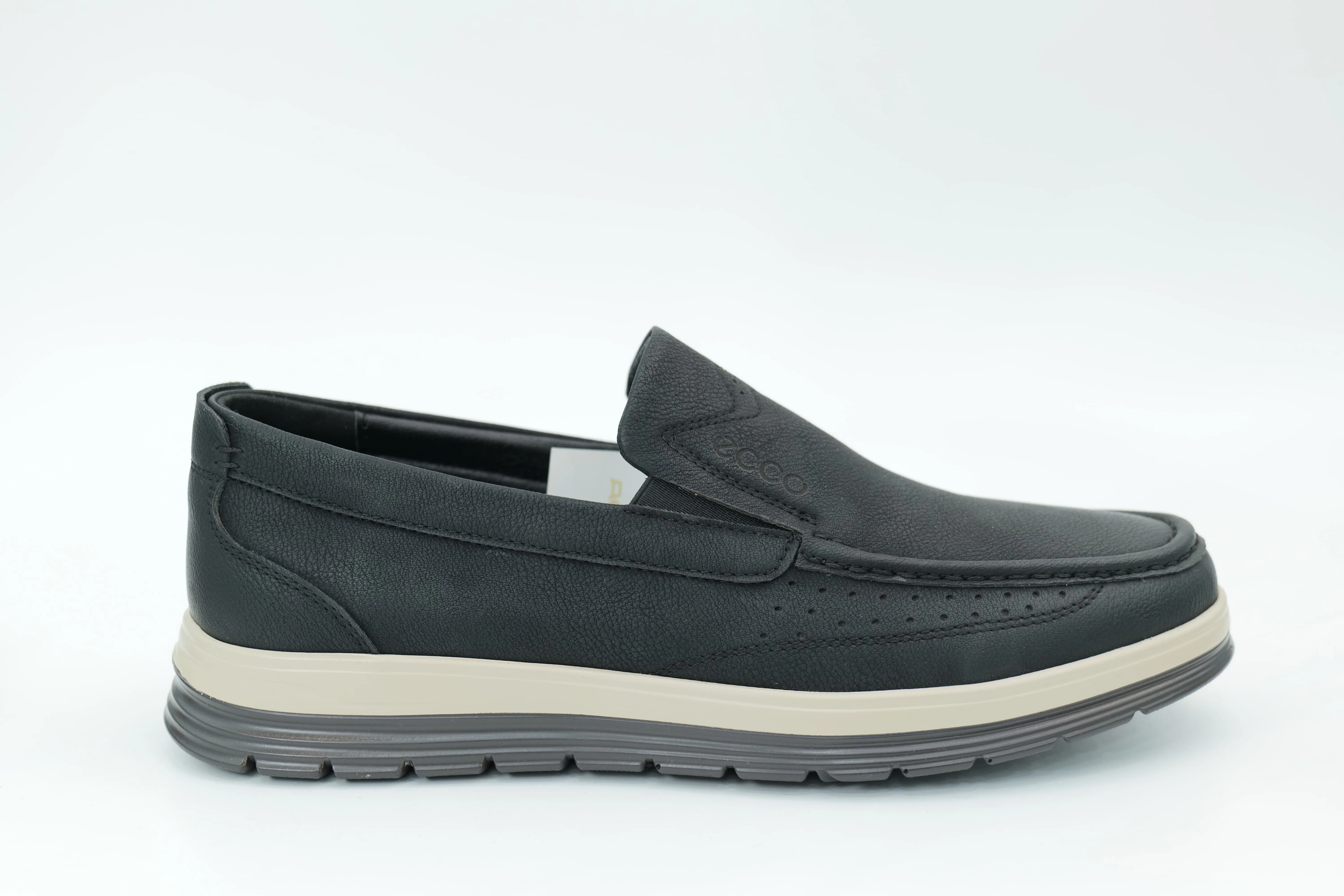 Casual shoes