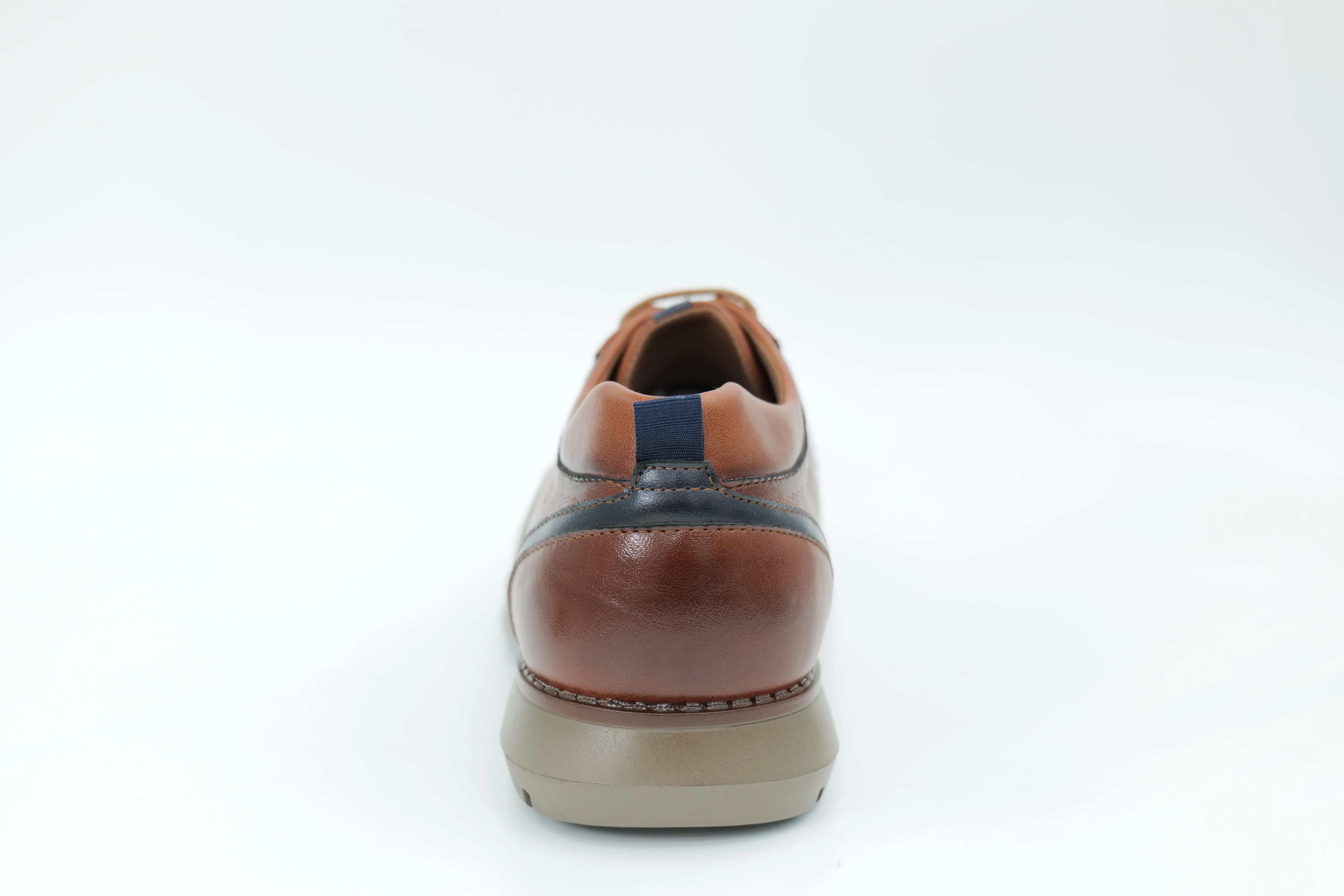 Casual shoes