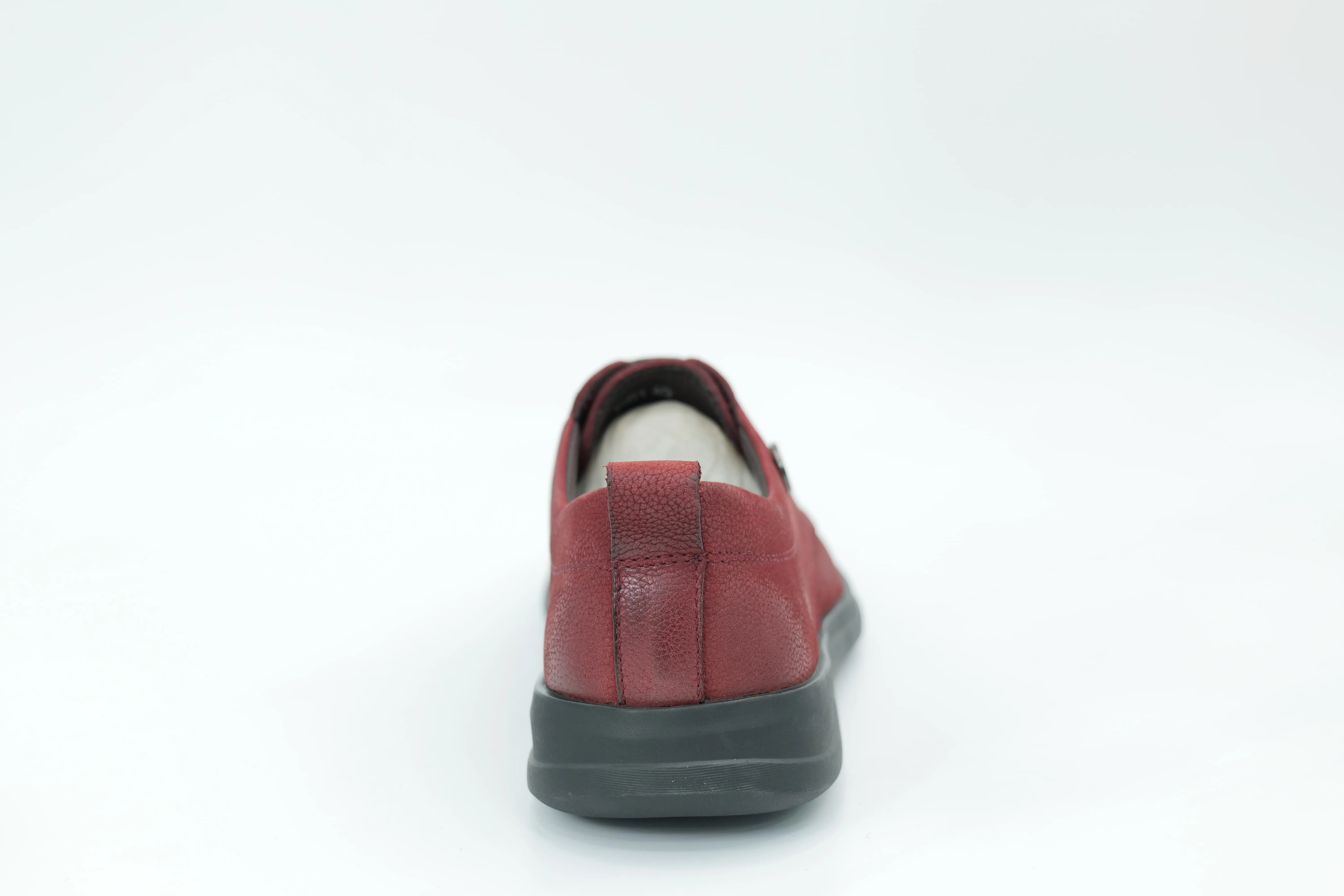 Casual shoes