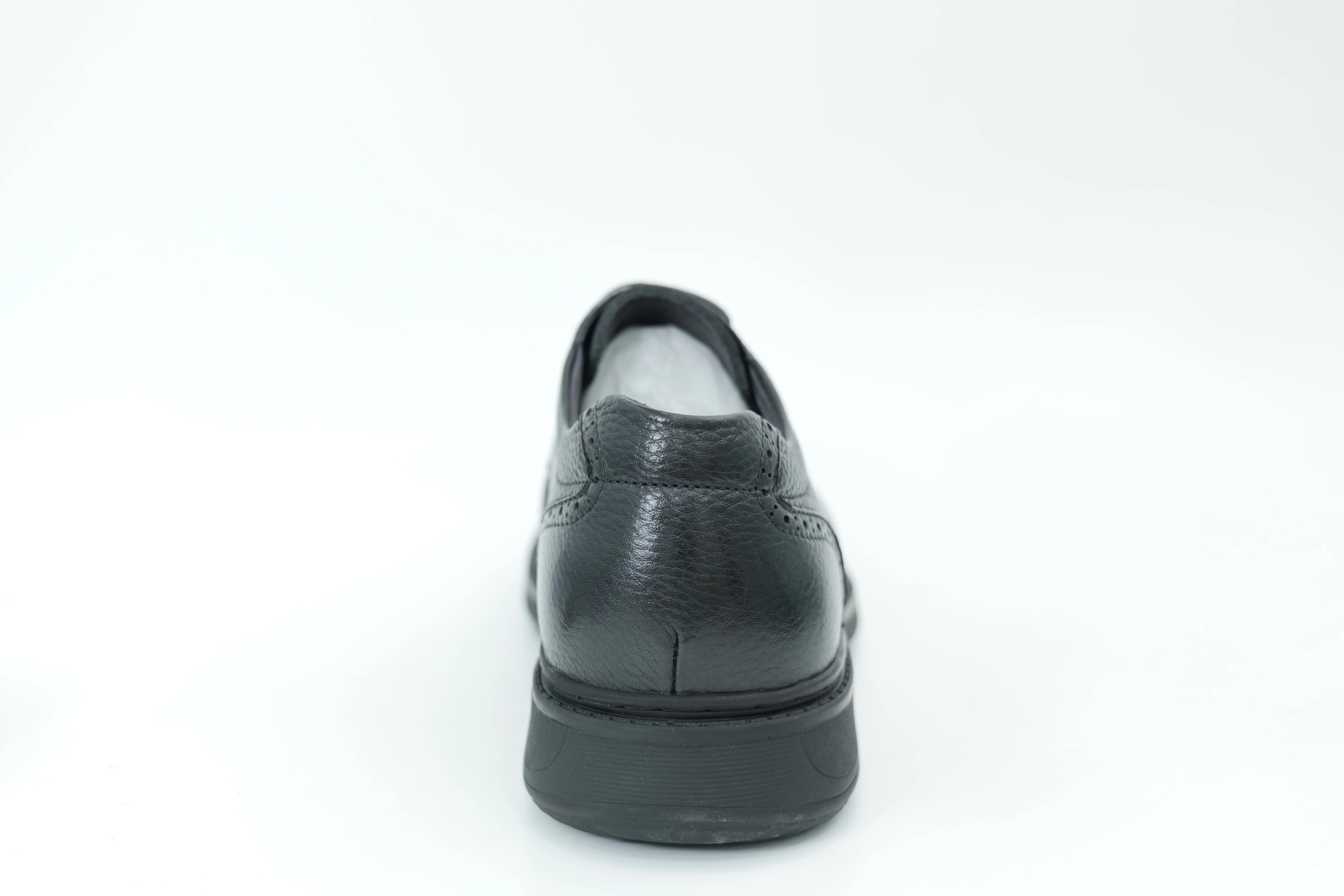 Casual shoes