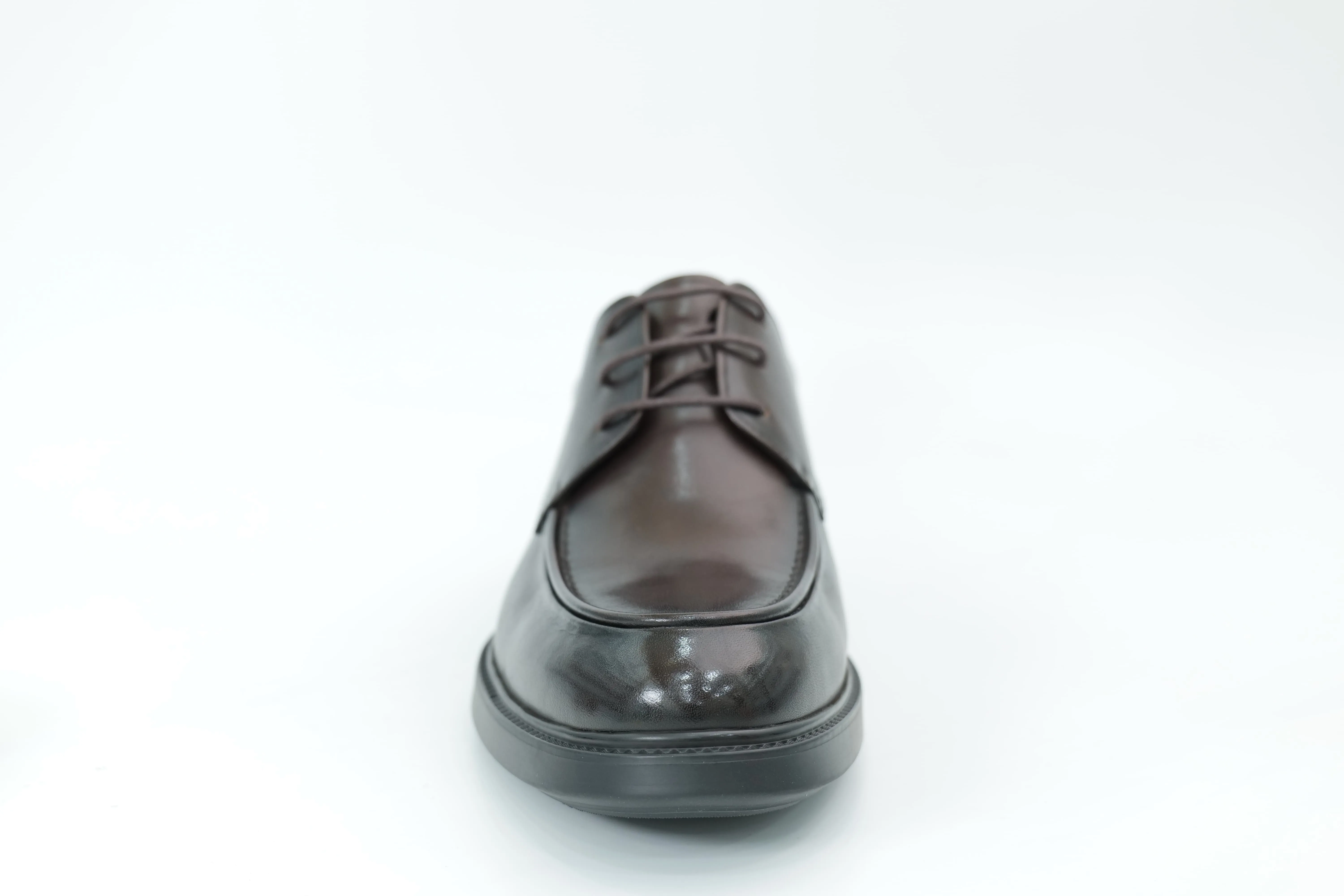 Casual shoes