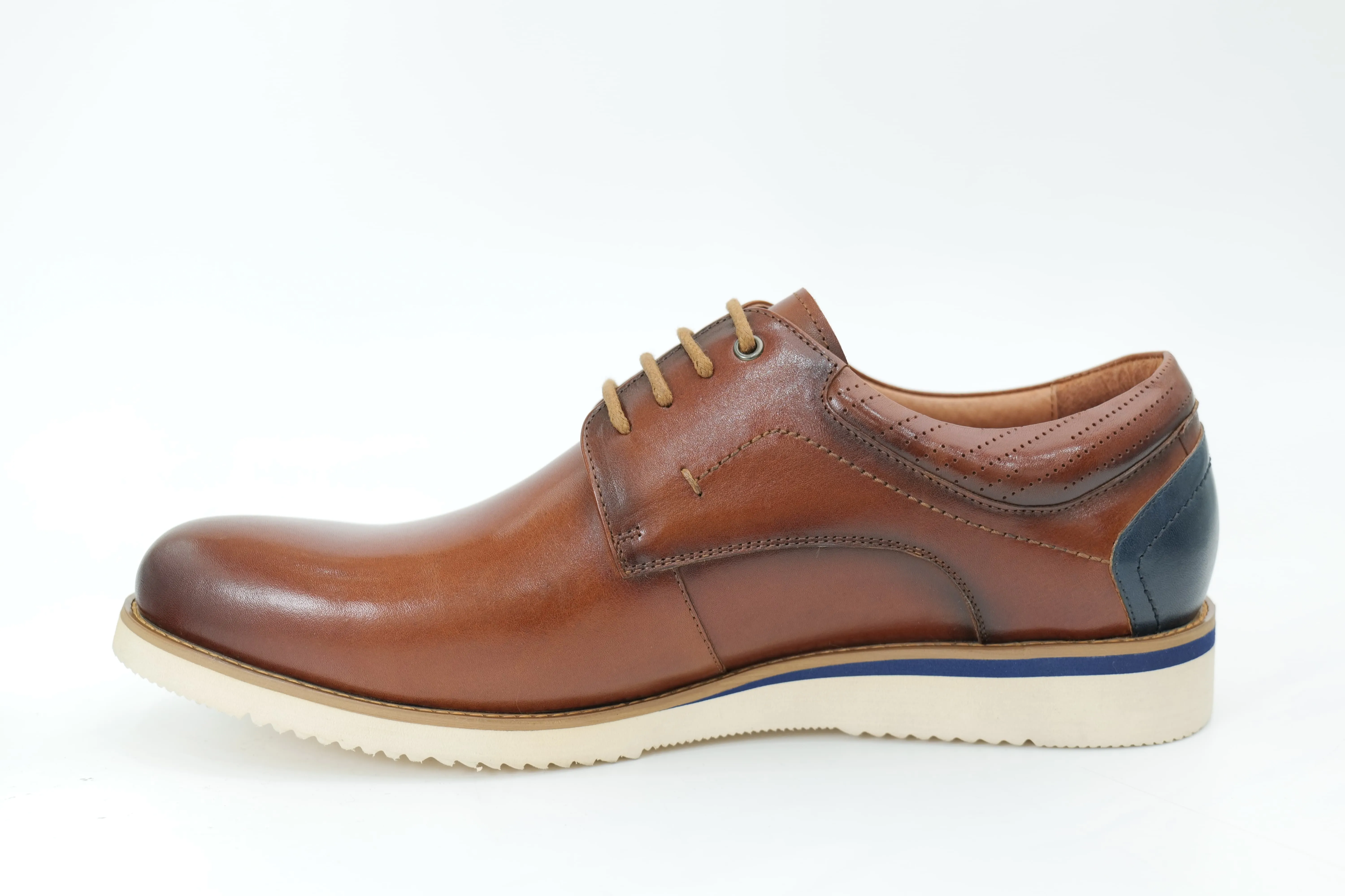 Casual shoes