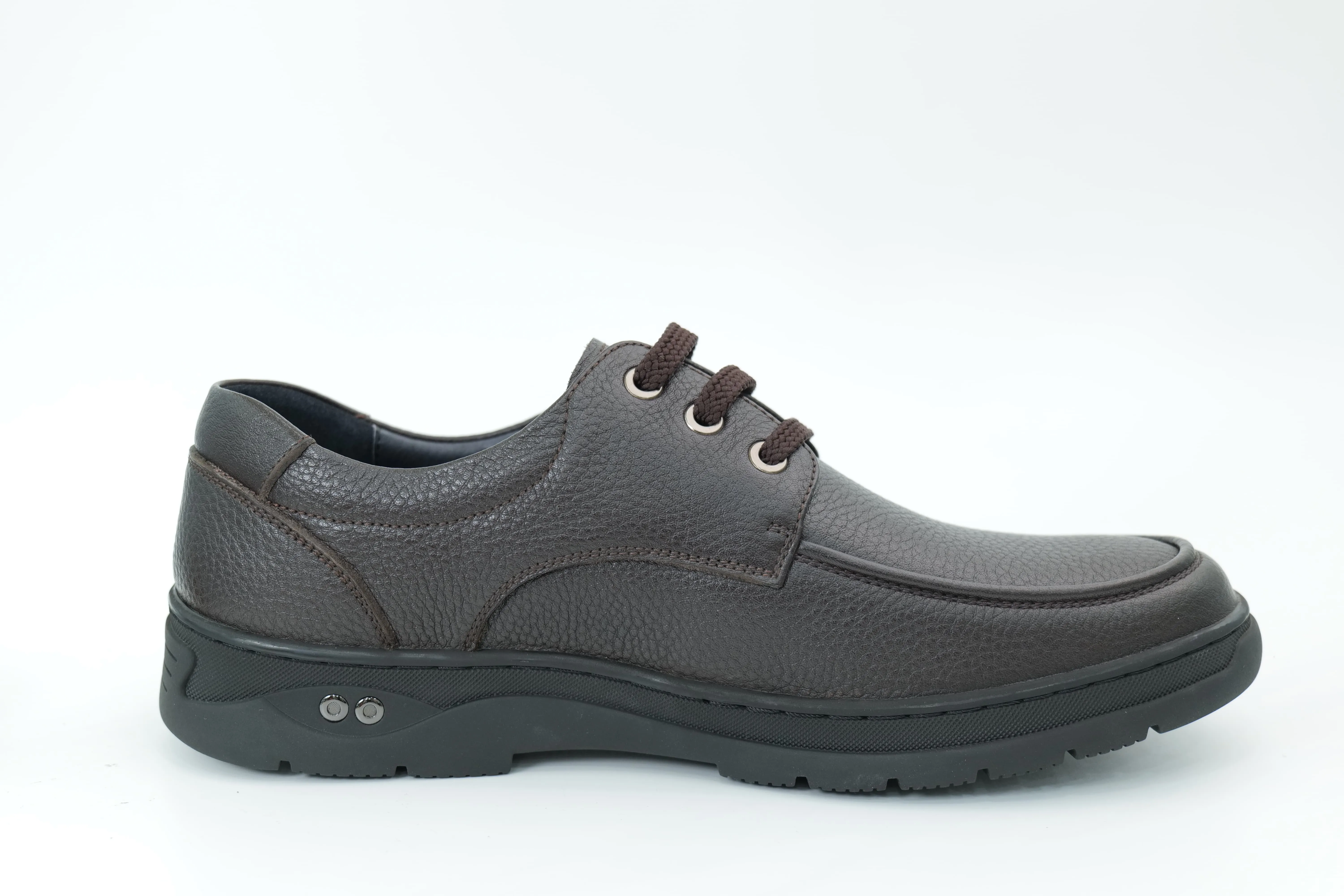 Casual shoes