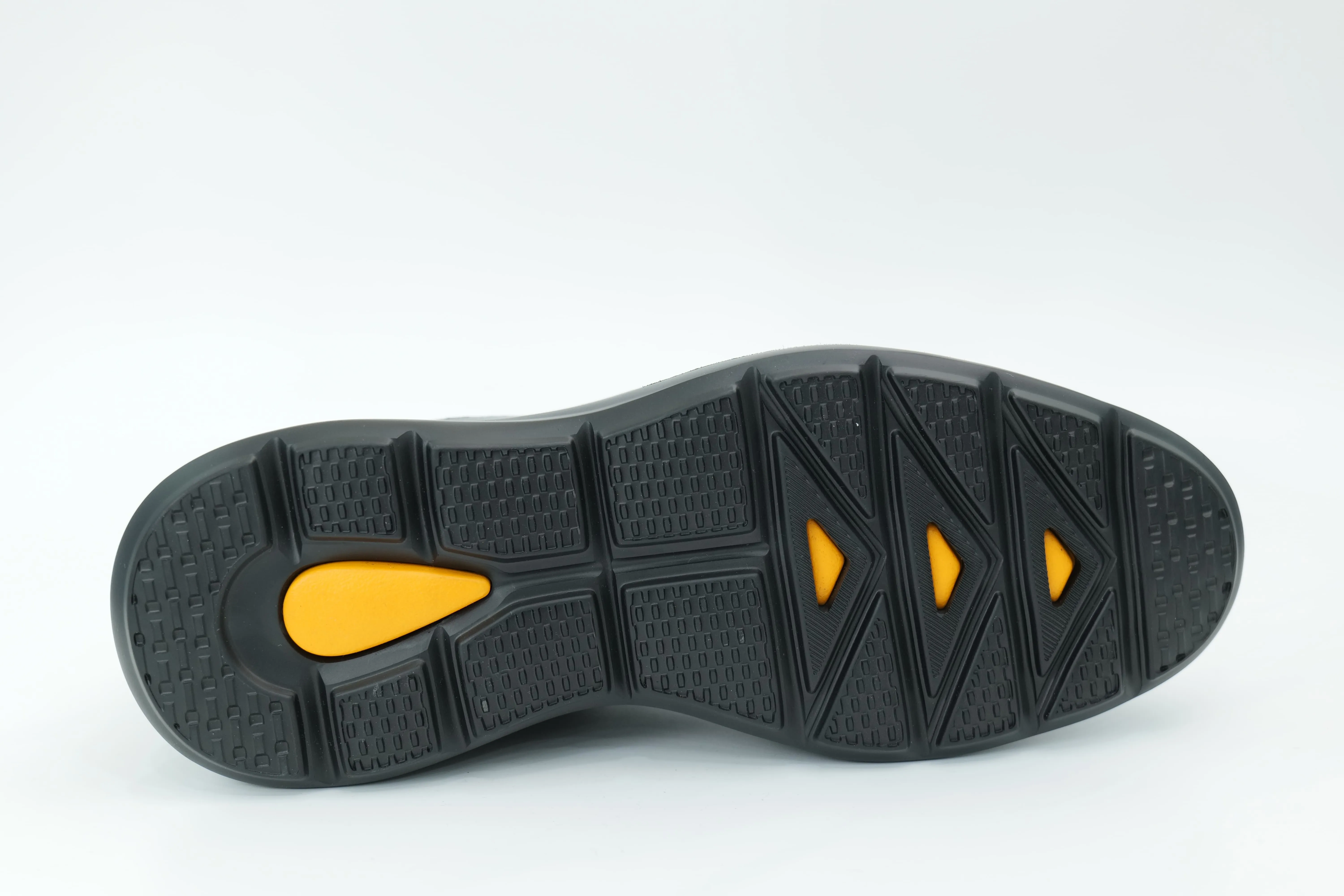 Casual shoes