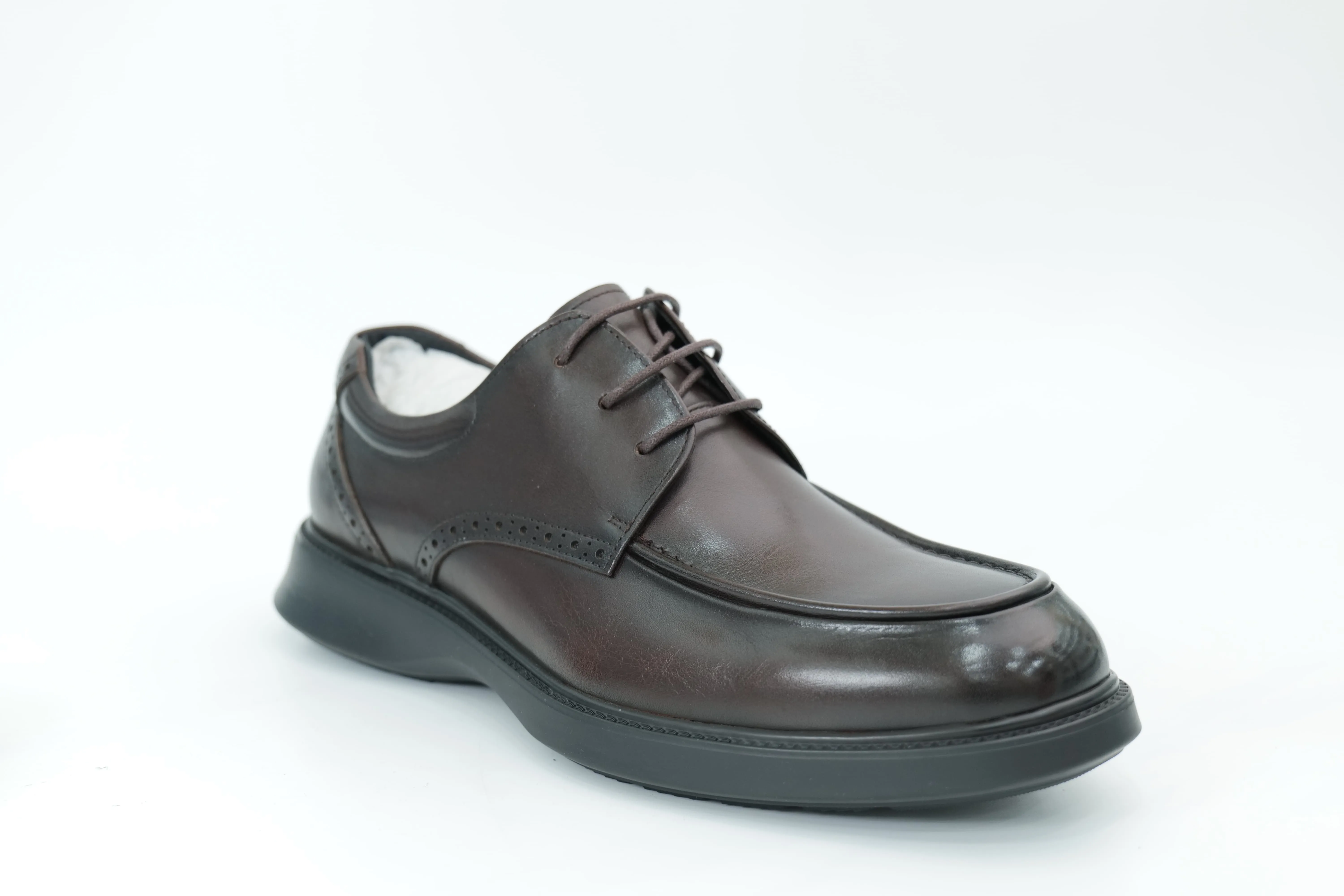 Casual shoes