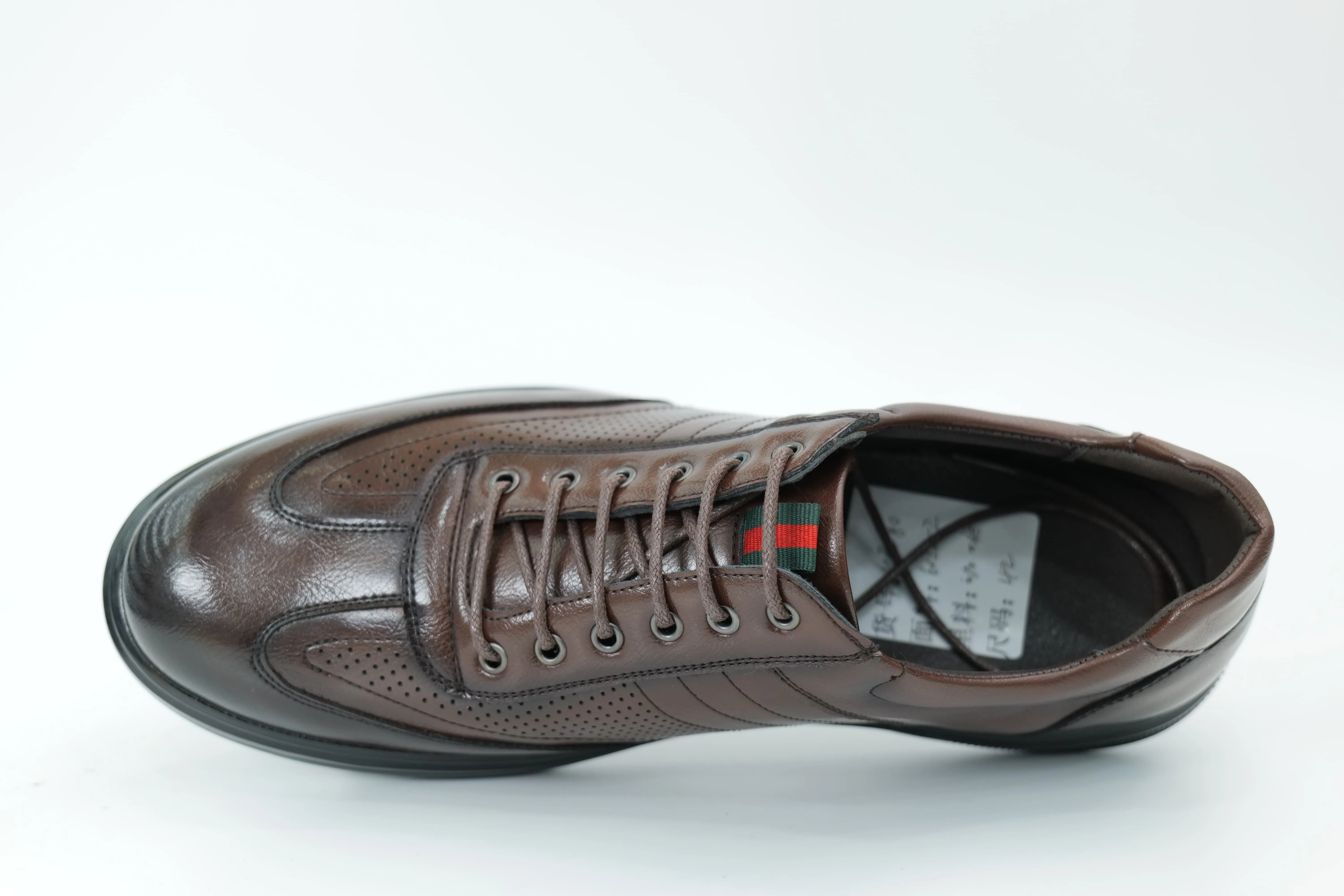Casual shoes