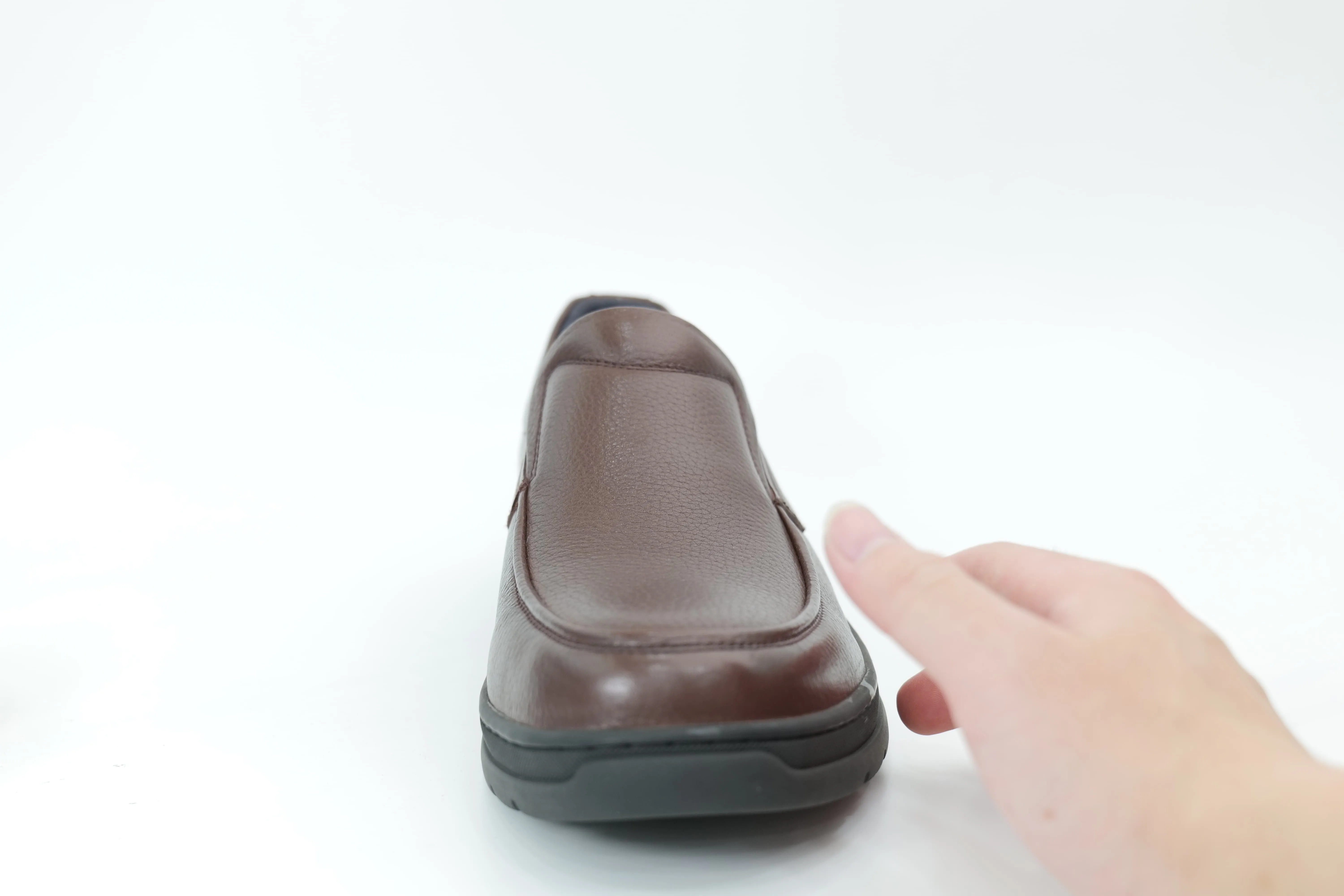 Casual shoes