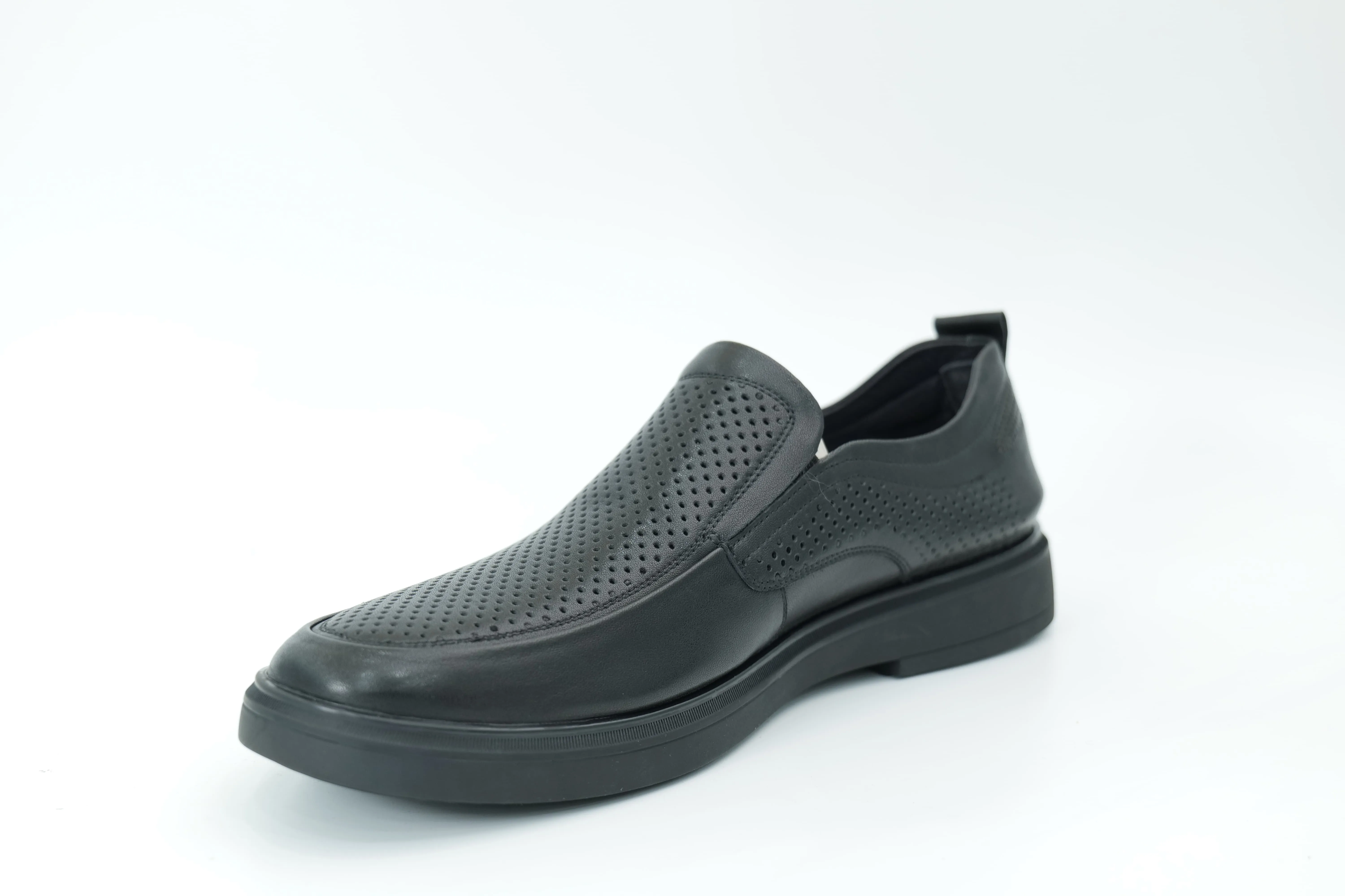 Casual shoes