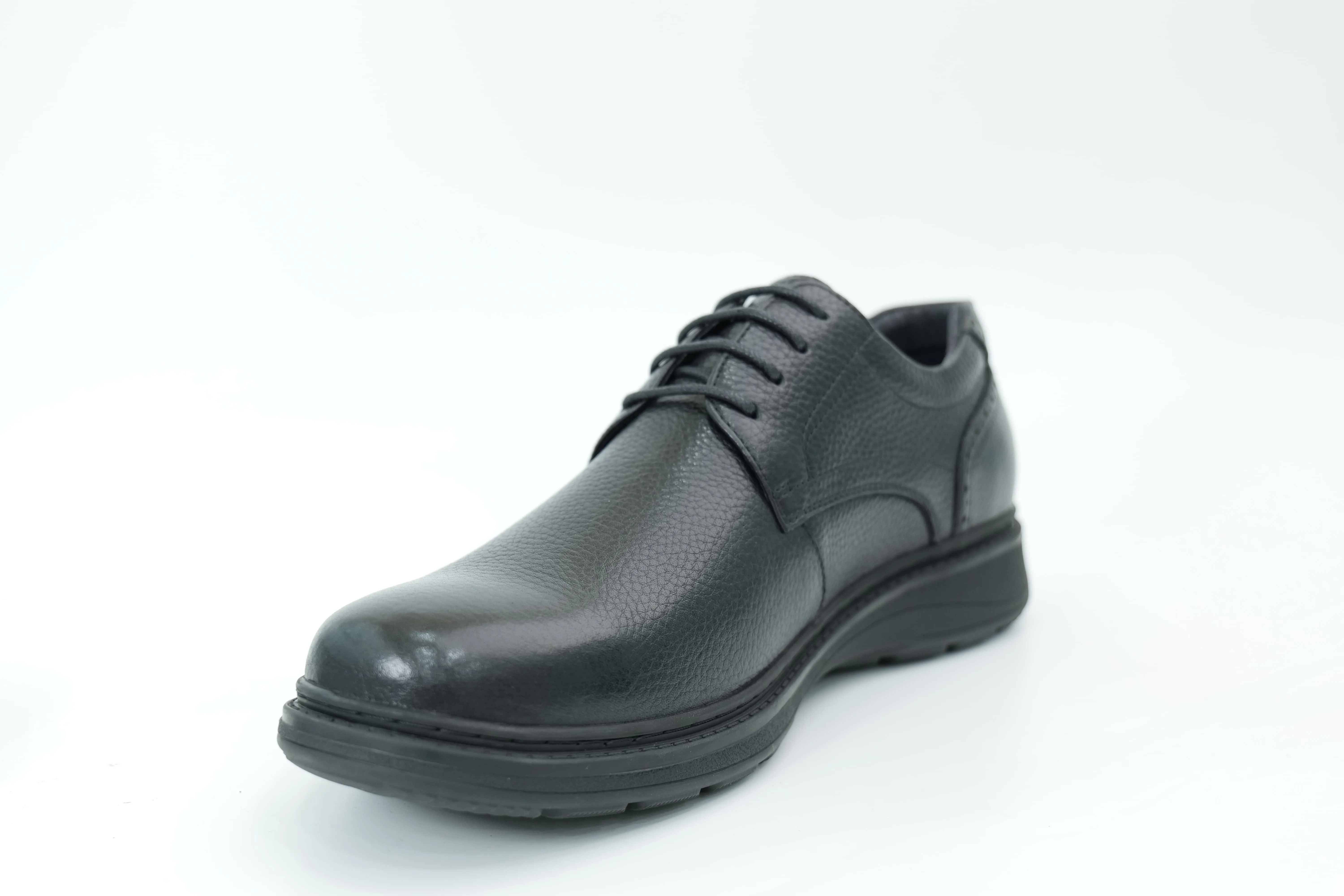 Casual shoes