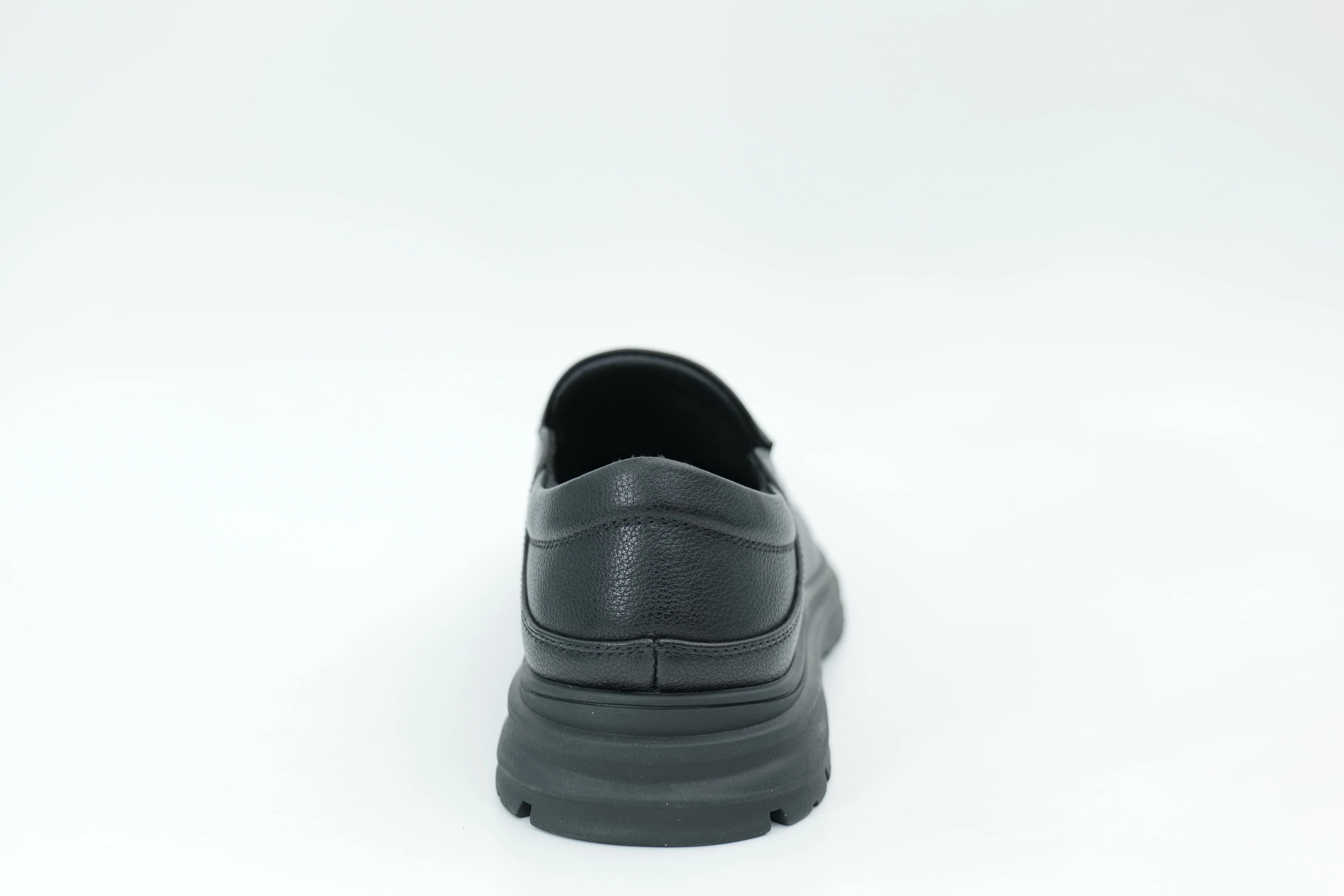 Casual shoes