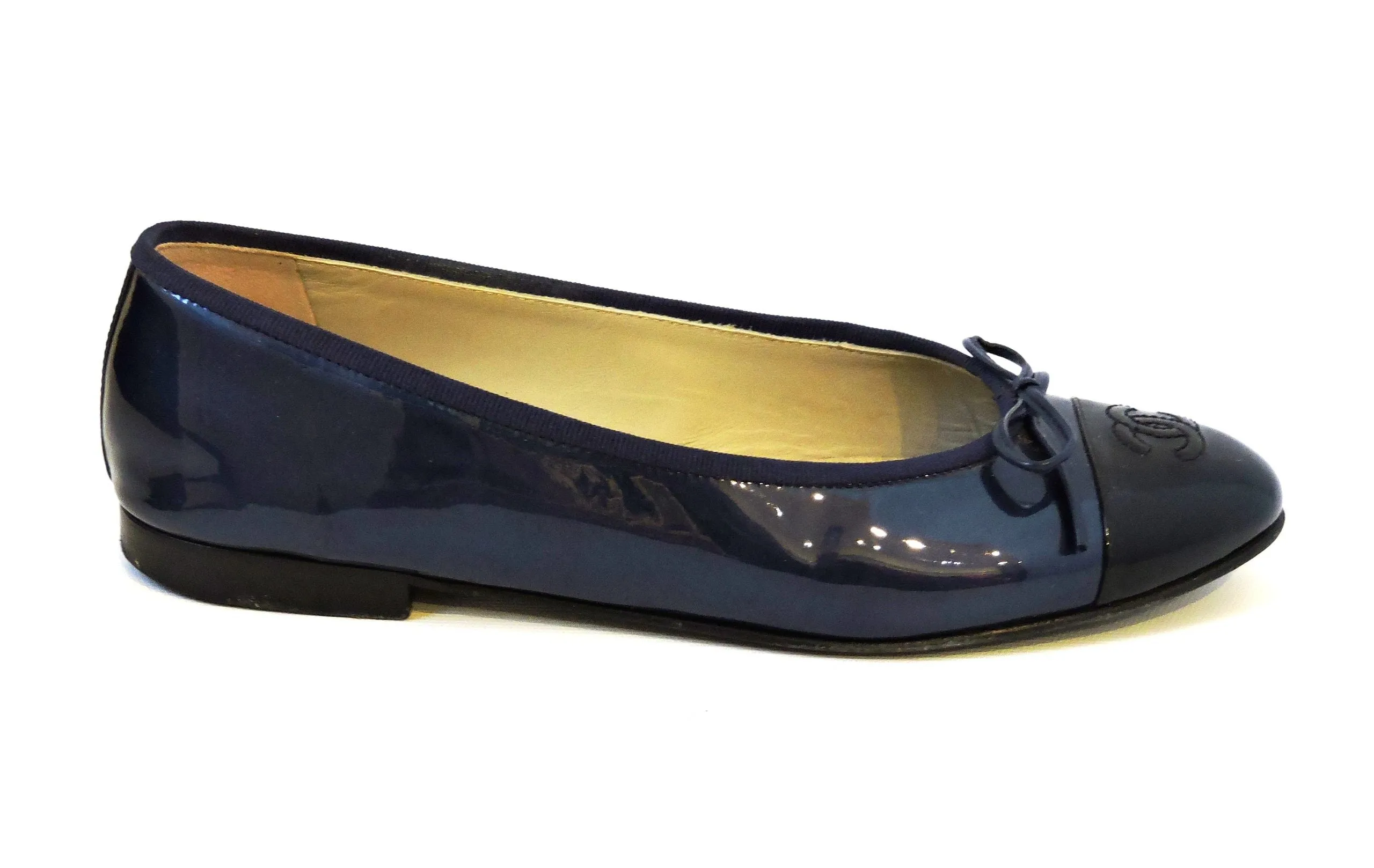 Chanel Patent Leather Cap Toe Flats Size 38 It (8 Us)