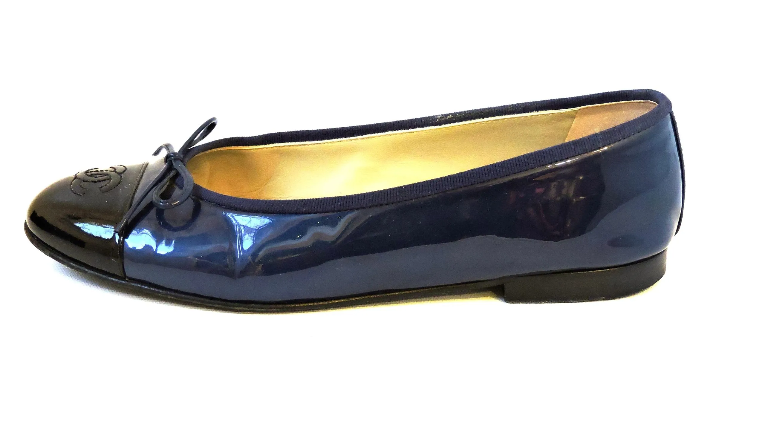 Chanel Patent Leather Cap Toe Flats Size 38 It (8 Us)