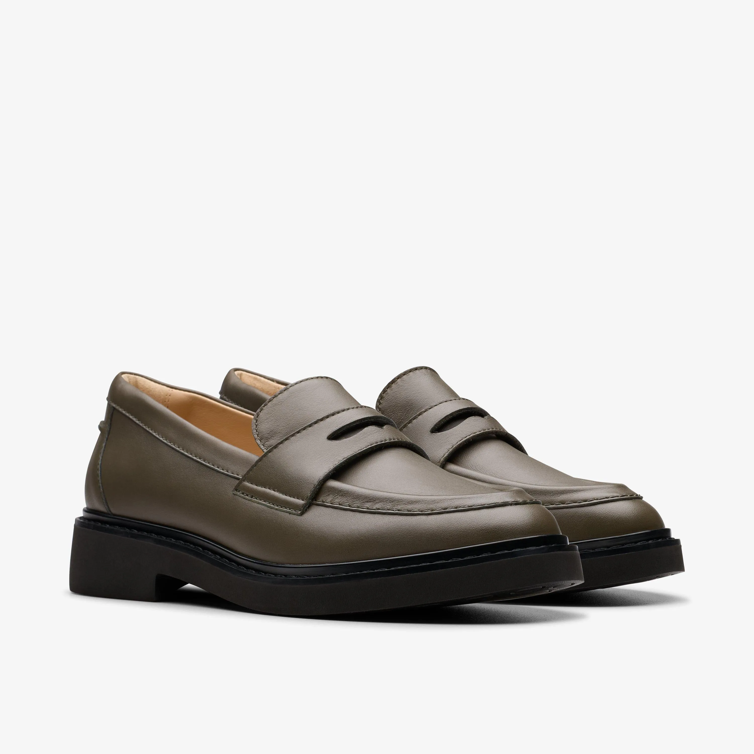 Clarks Women's Splend Edge Dark Olive Leather 26179543
