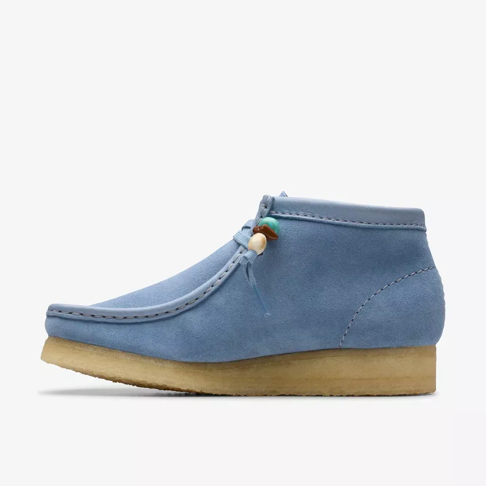 Clarks Women's Wallabee Boot Powder Blue Suede 26180162