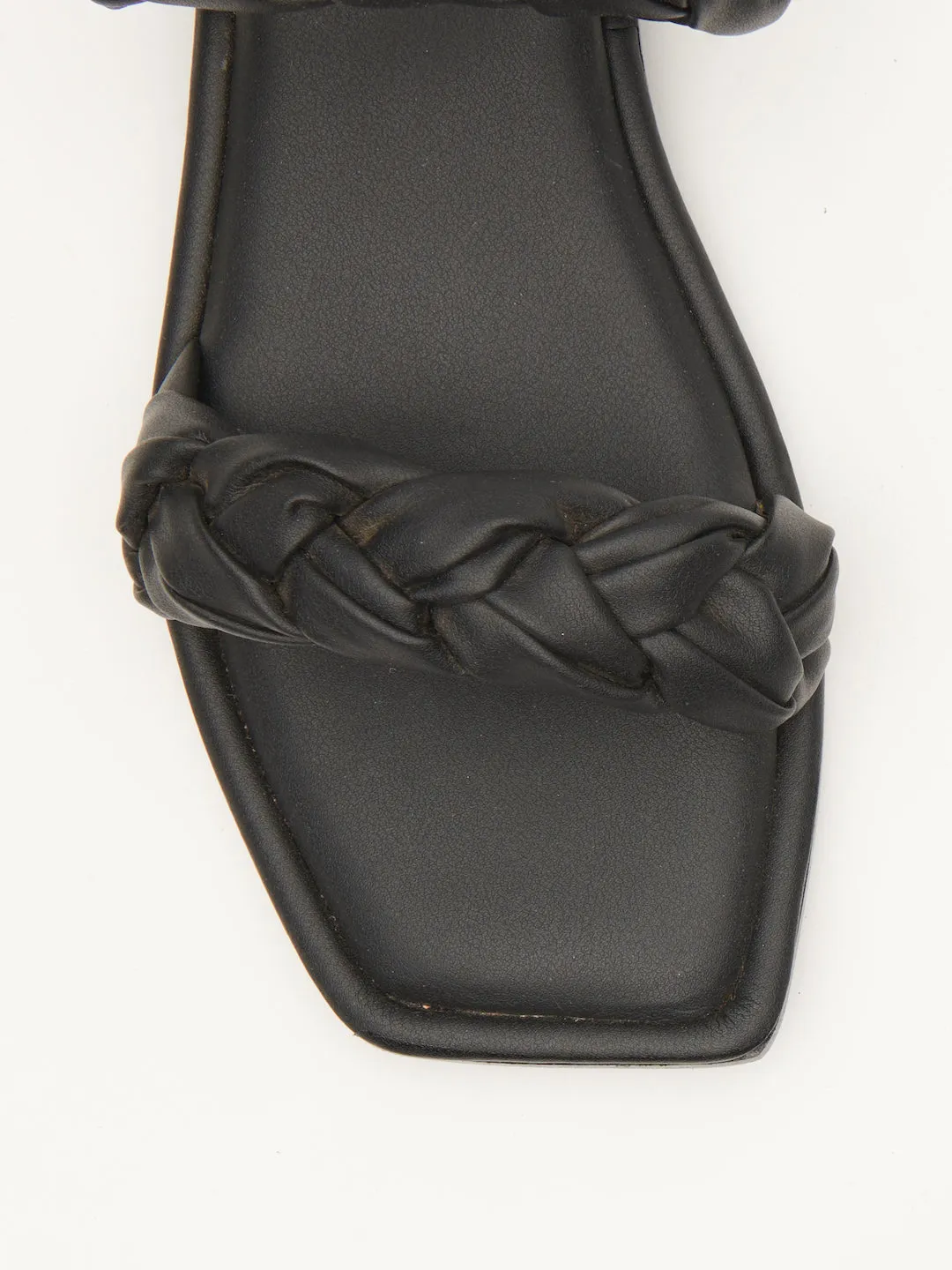CLASSIC WOVEN FLATS