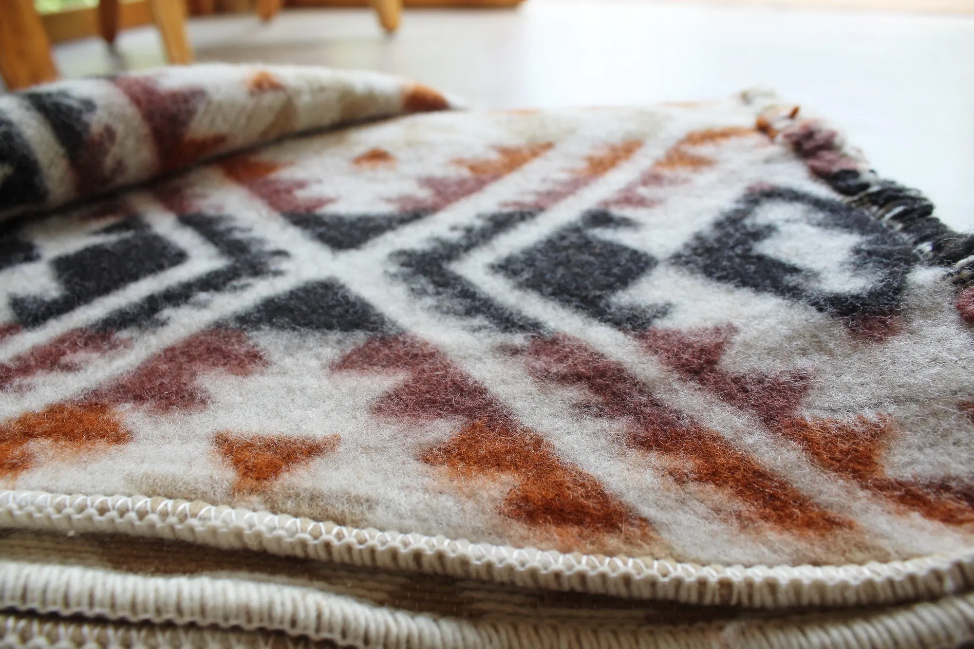 Cotacachi Premium Edition 100% Wool Blanket