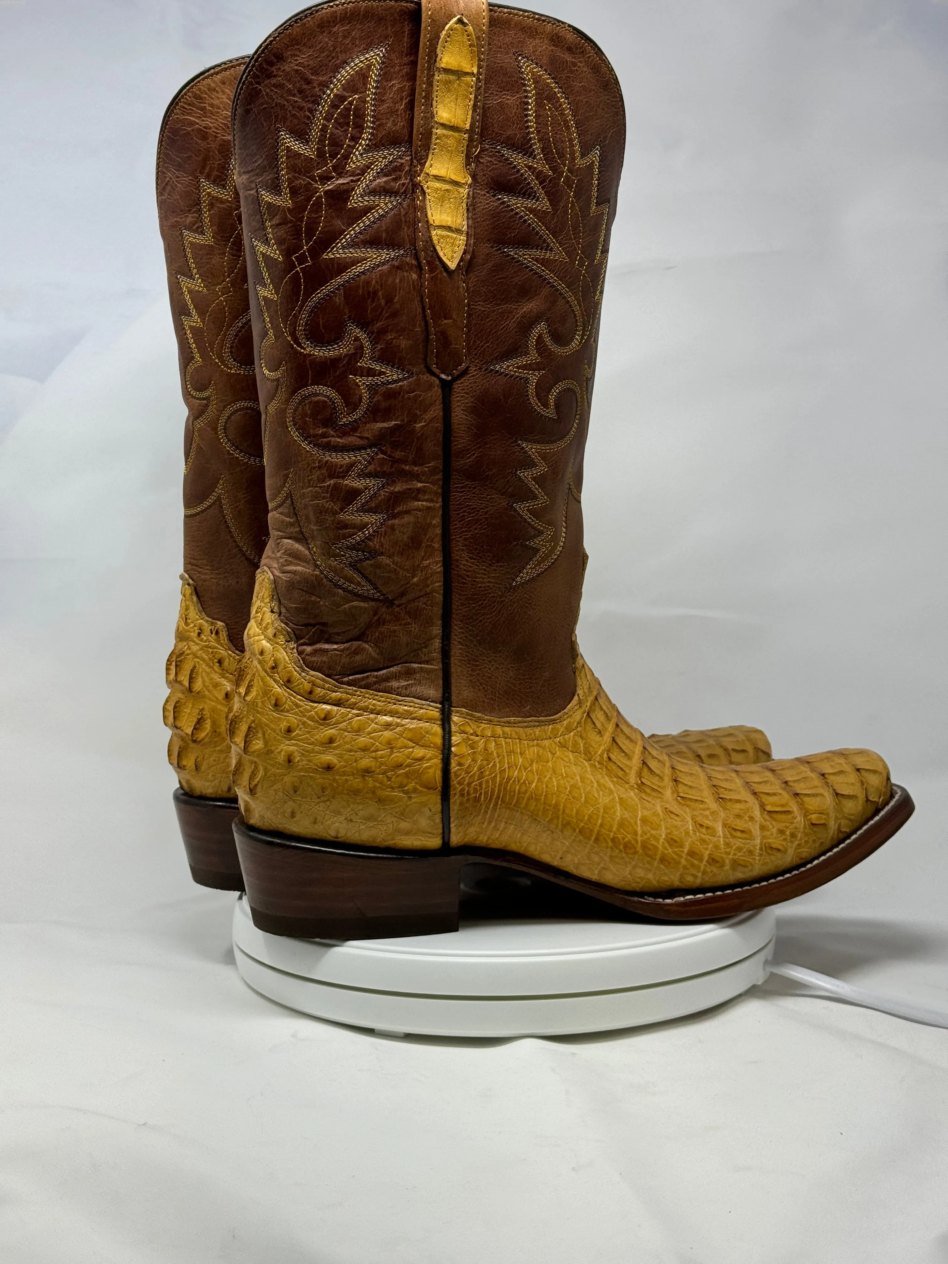 DJ2059 | Don Juan Boots Men's Caiman Back Buttercup Diamond Toe